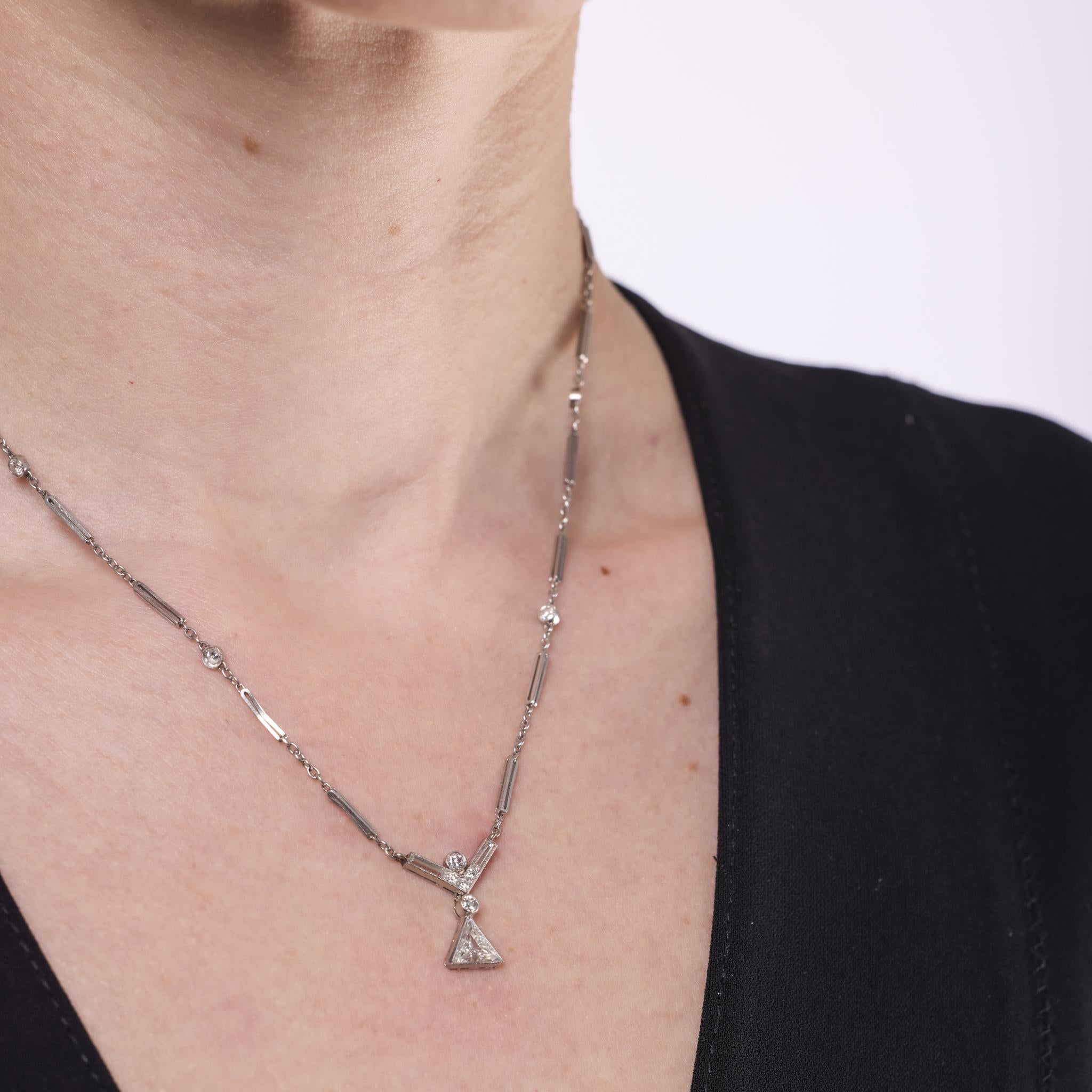 Taglio baguette Collana Art Deco con diamante in oro bianco 14k in vendita