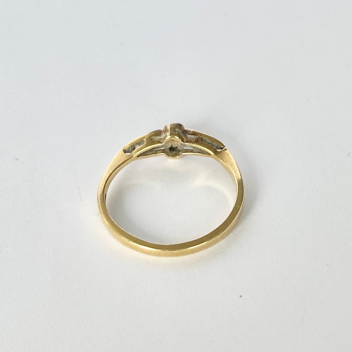Art Deco Diamond, 18 Carat Gold and Platinum Panel Ring In Good Condition In Chipping Campden, GB