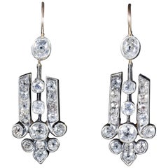 Art Deco Diamond 18 Carat Gold, circa 1920 Drop Earrings Art Deco Diamond 18 Carat Gold, circa 1920 Drop Earrings