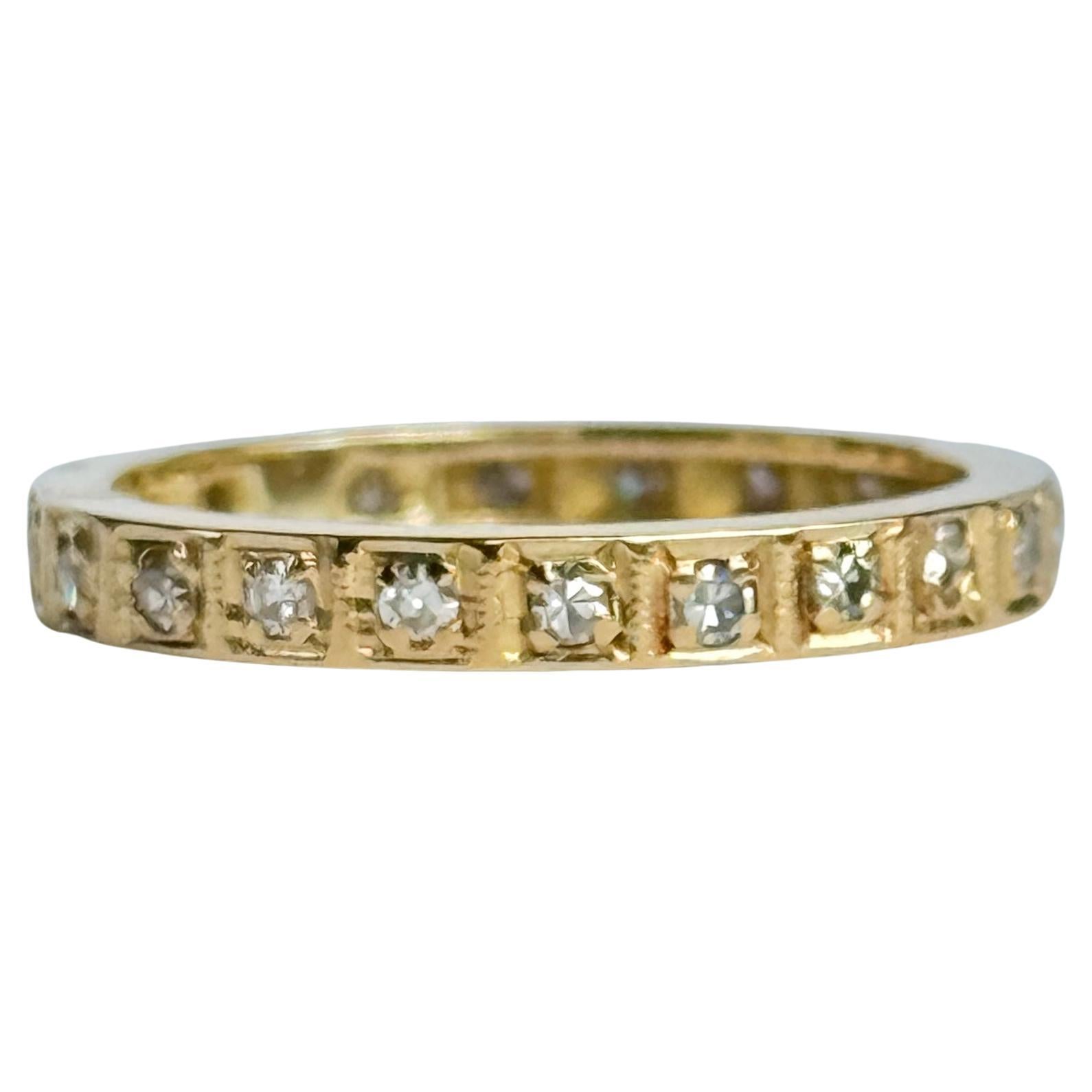 Art Deco Diamond 18 Carat Gold Full Eternity Band im Angebot