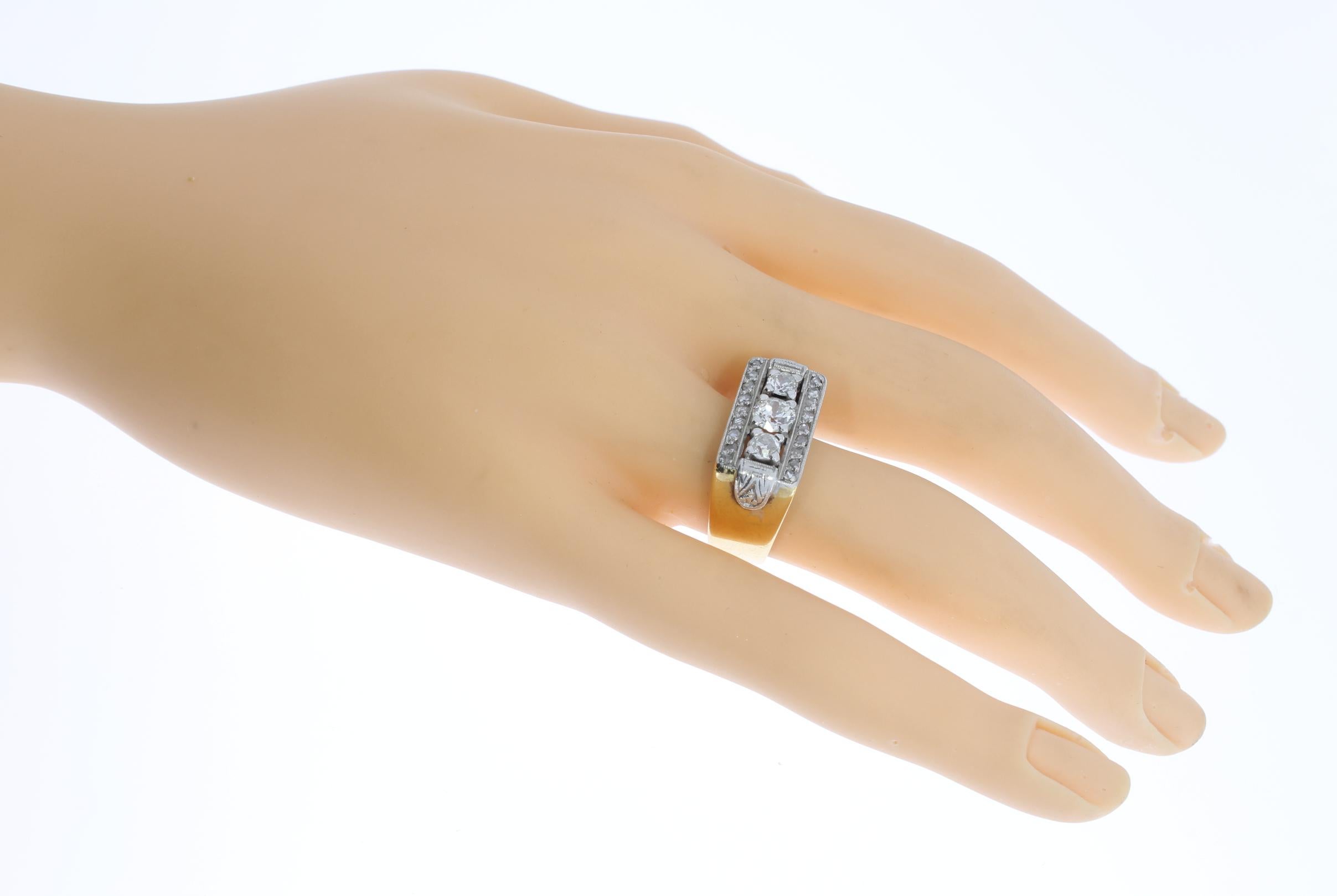 Art Deco Diamond 18 Carat Gold Ring For Sale 6
