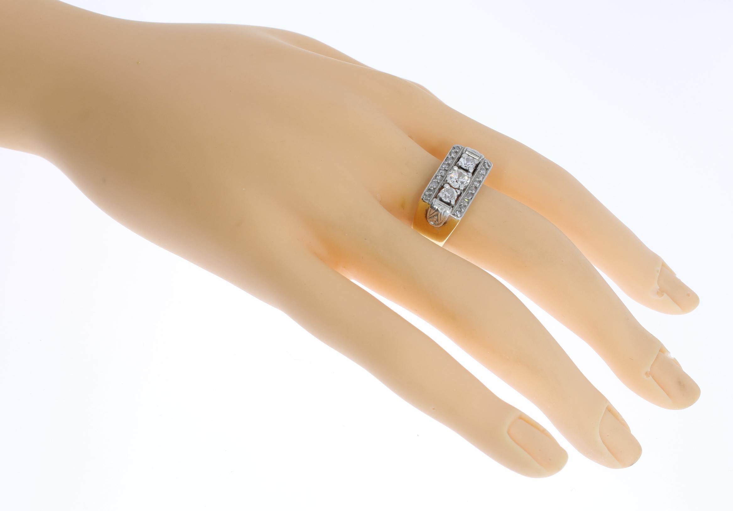 Art Deco Diamond 18 Carat Gold Ring For Sale 1