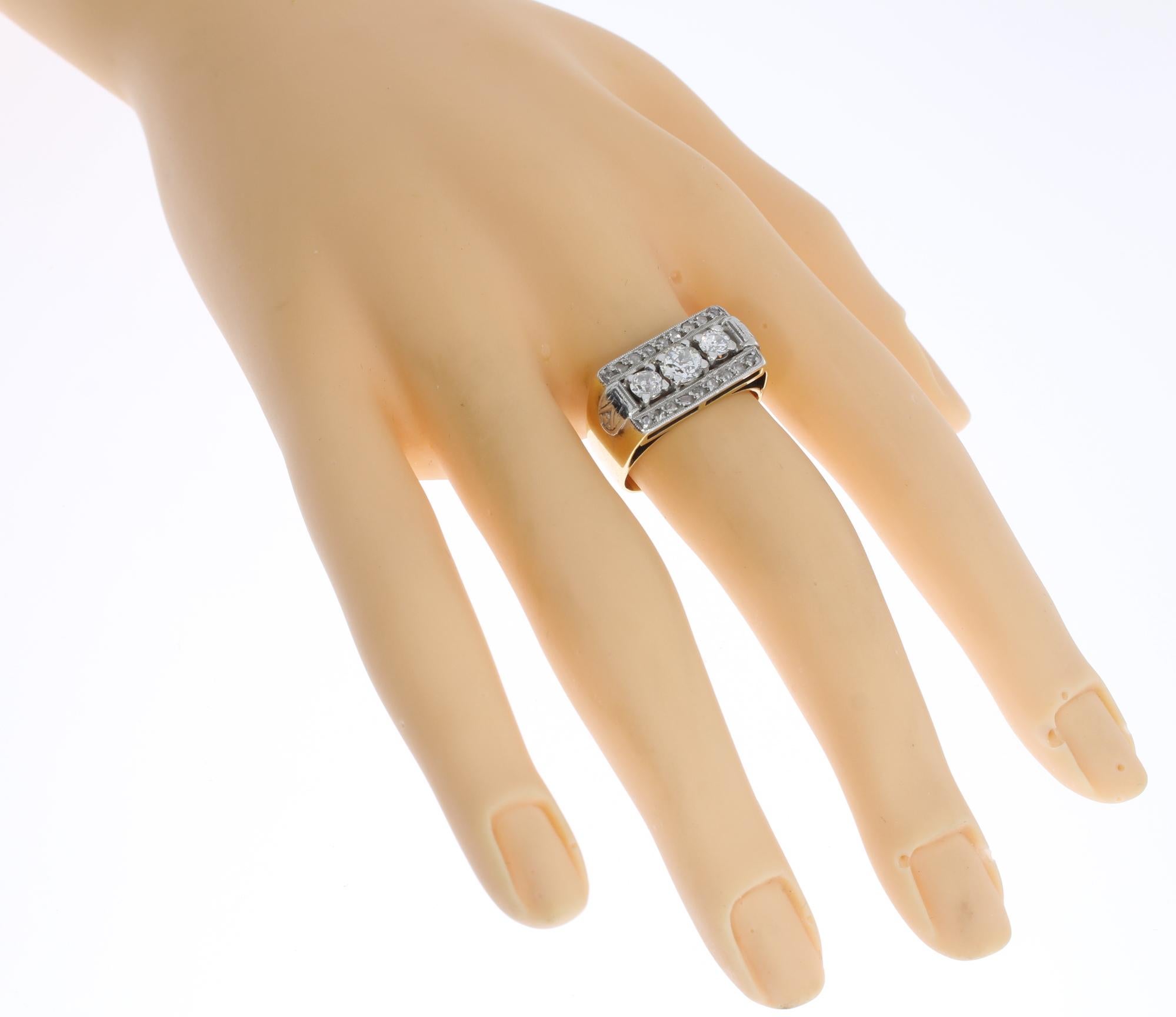 Art Deco Diamond 18 Carat Gold Ring For Sale 2