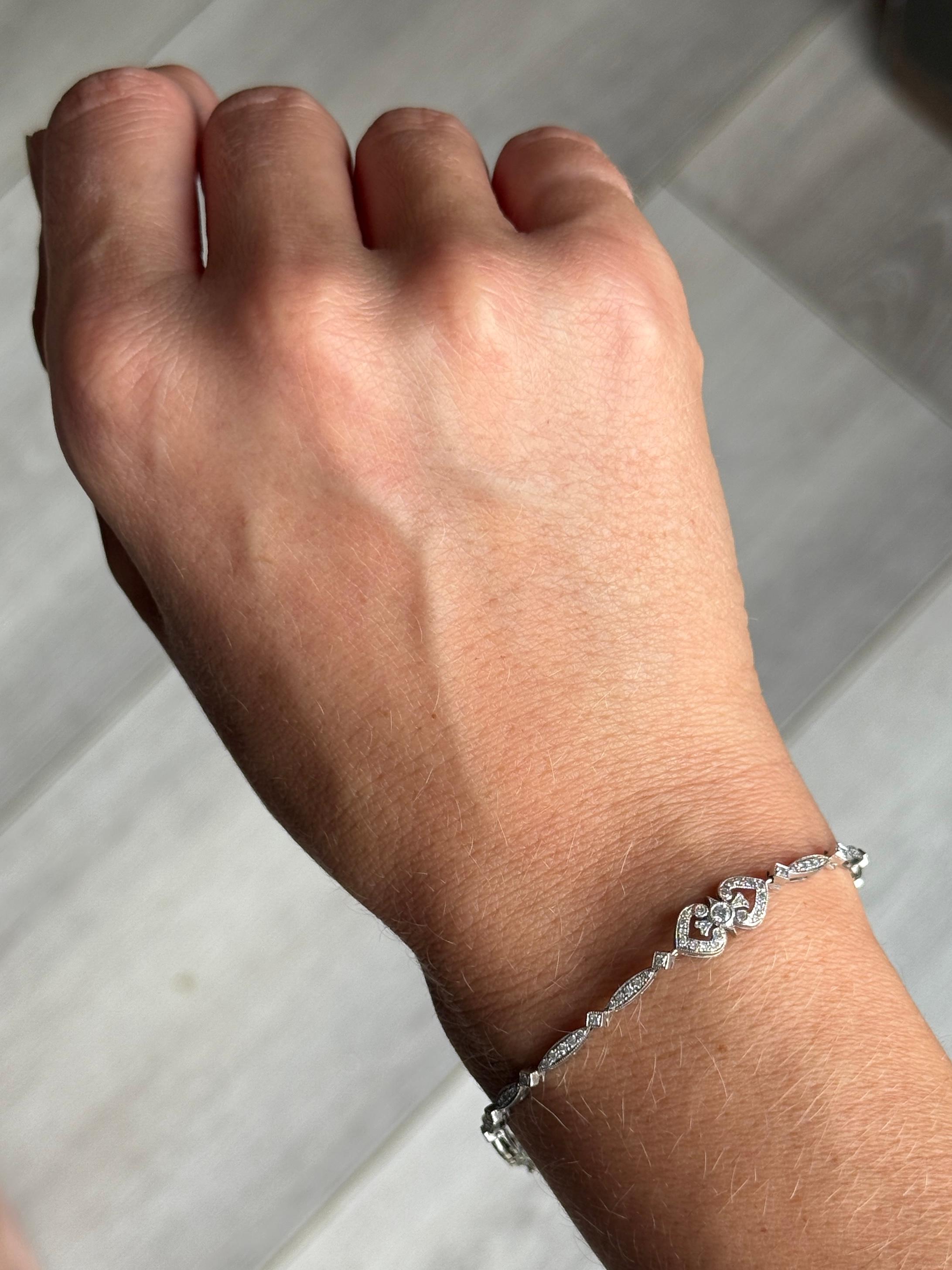 Donna Bracciale Art Deco con diamanti in oro bianco 18 carati in vendita