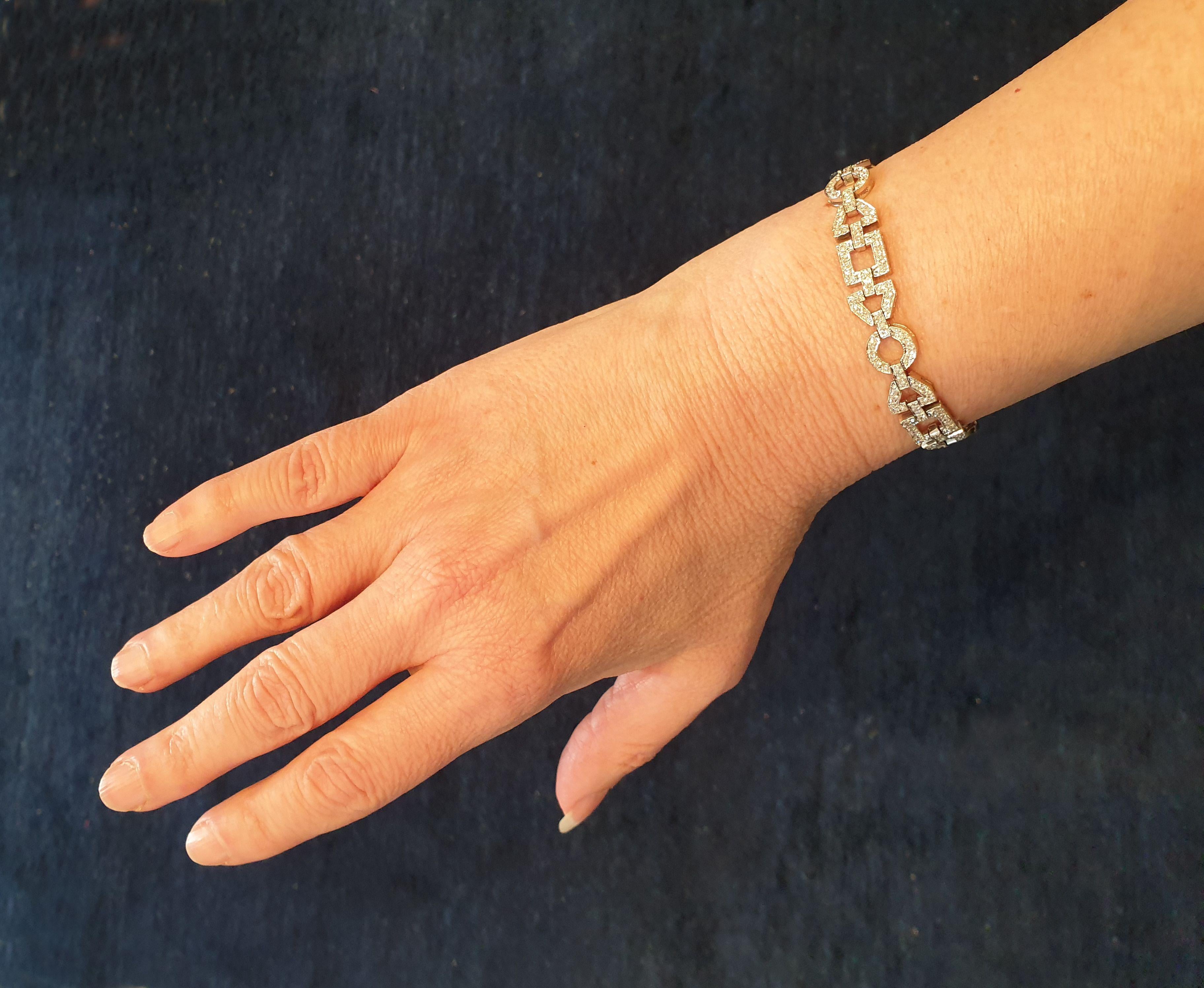 Art Deco Style Diamond 18 Carat White Gold Link Bracelet For Sale 4