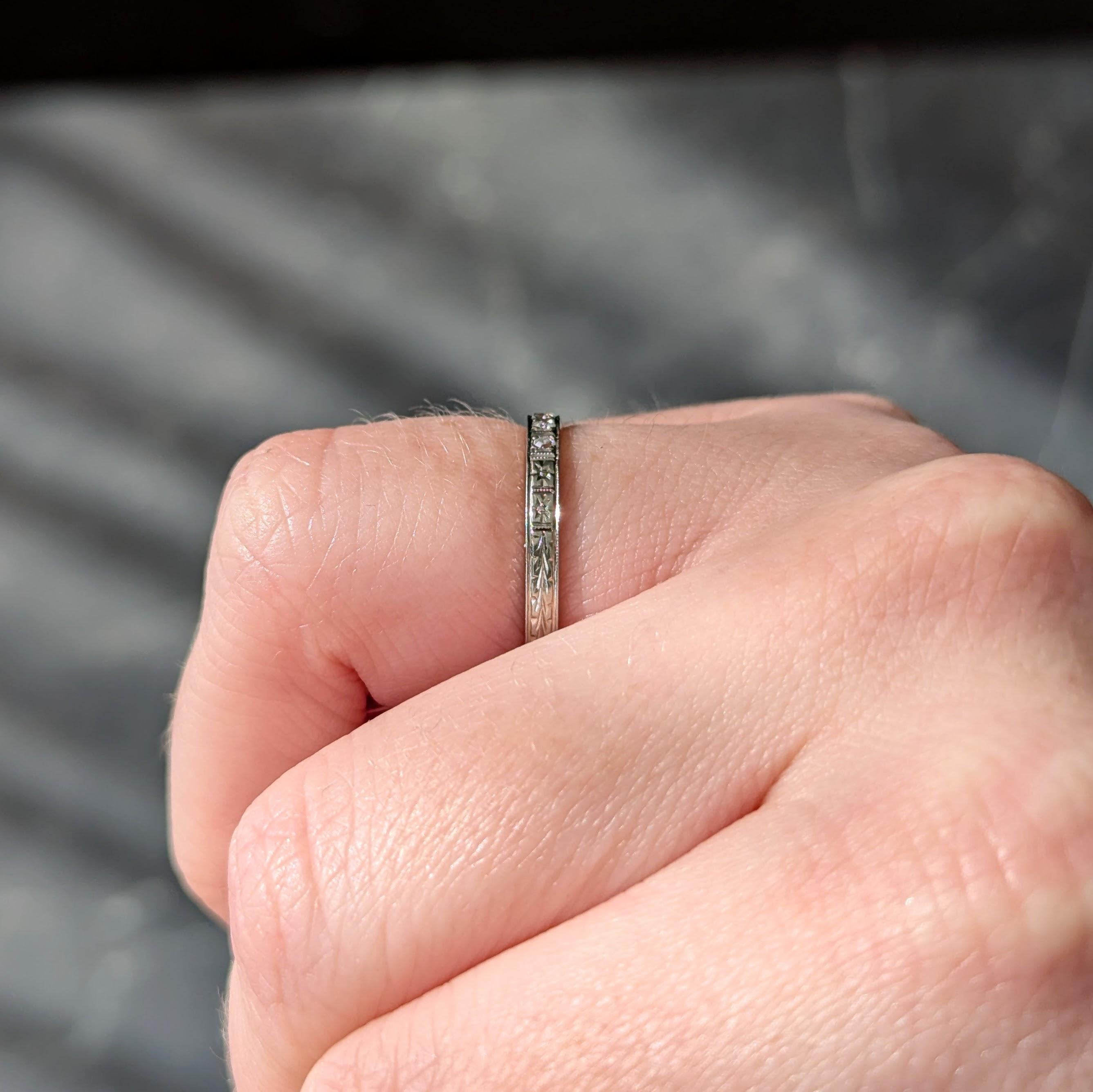 Art Deco Diamond 18 Karat Gold Vintage Wheat Orange Blossom Wedding Band Ring For Sale 4