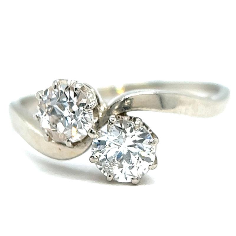 Women's or Men's Art Deco Diamond 18 Karat White Gold Toi et Moi Ring