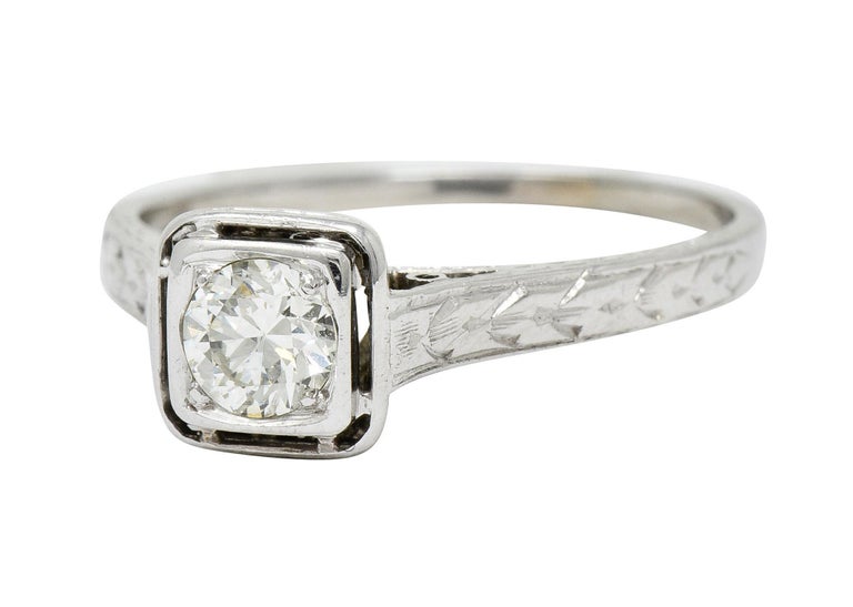 Art Deco Diamond 18 Karat White Gold Trellis Engagement Ring For Sale 1