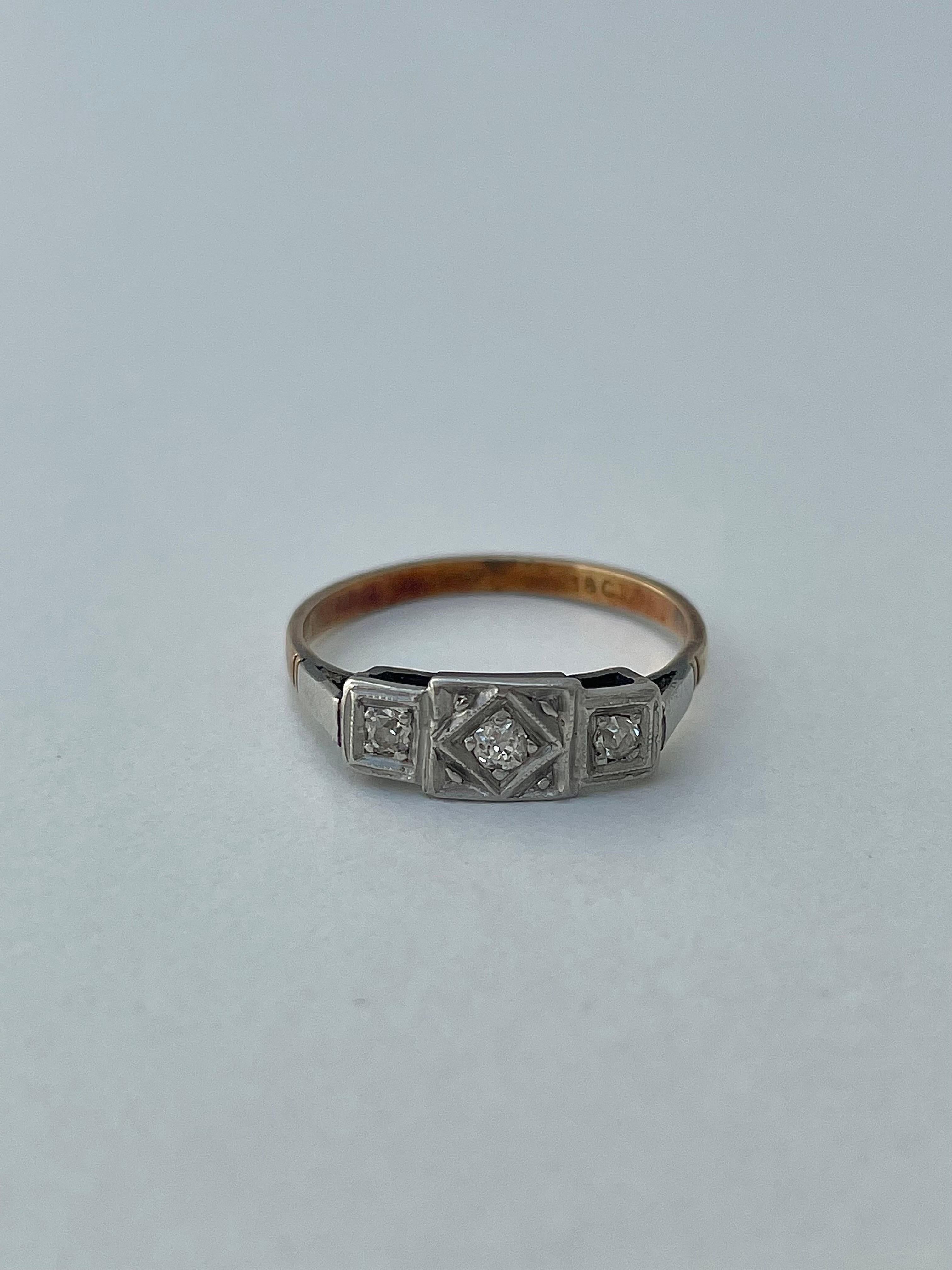 Art Deco Diamond 18ct & Platinum Ring

sweet and detailed so nicely, precious ring 

The item comes without the box in the photos but will be presented in a  gift box

Measurements: weight 2.56g, size UK N1/2, head of ring 12.5mm x 5.3mm, height off