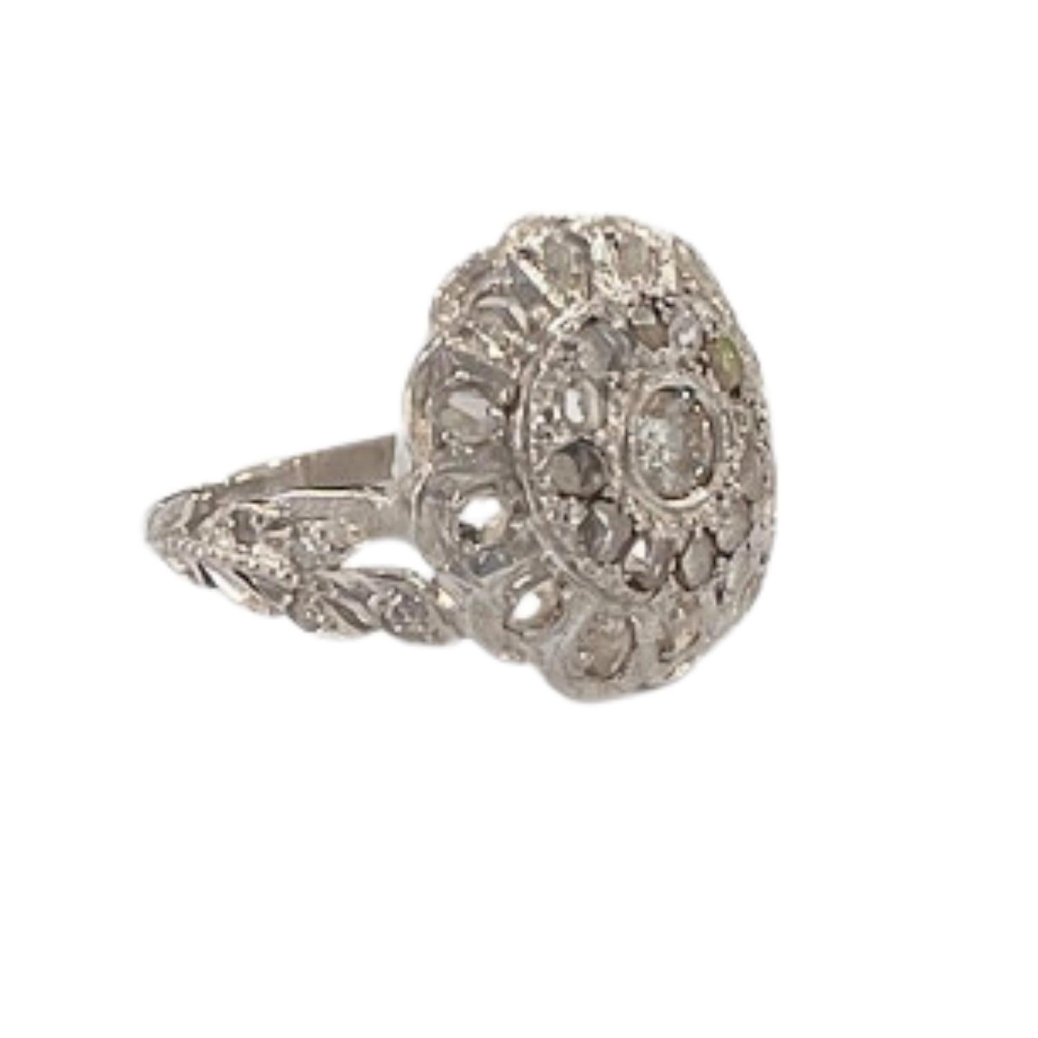 Taille rose Bague Art déco en or 18 carats avec diamant en vente