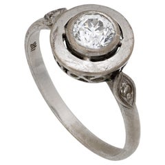 Art Deco diamond 18k white gold engagement ring