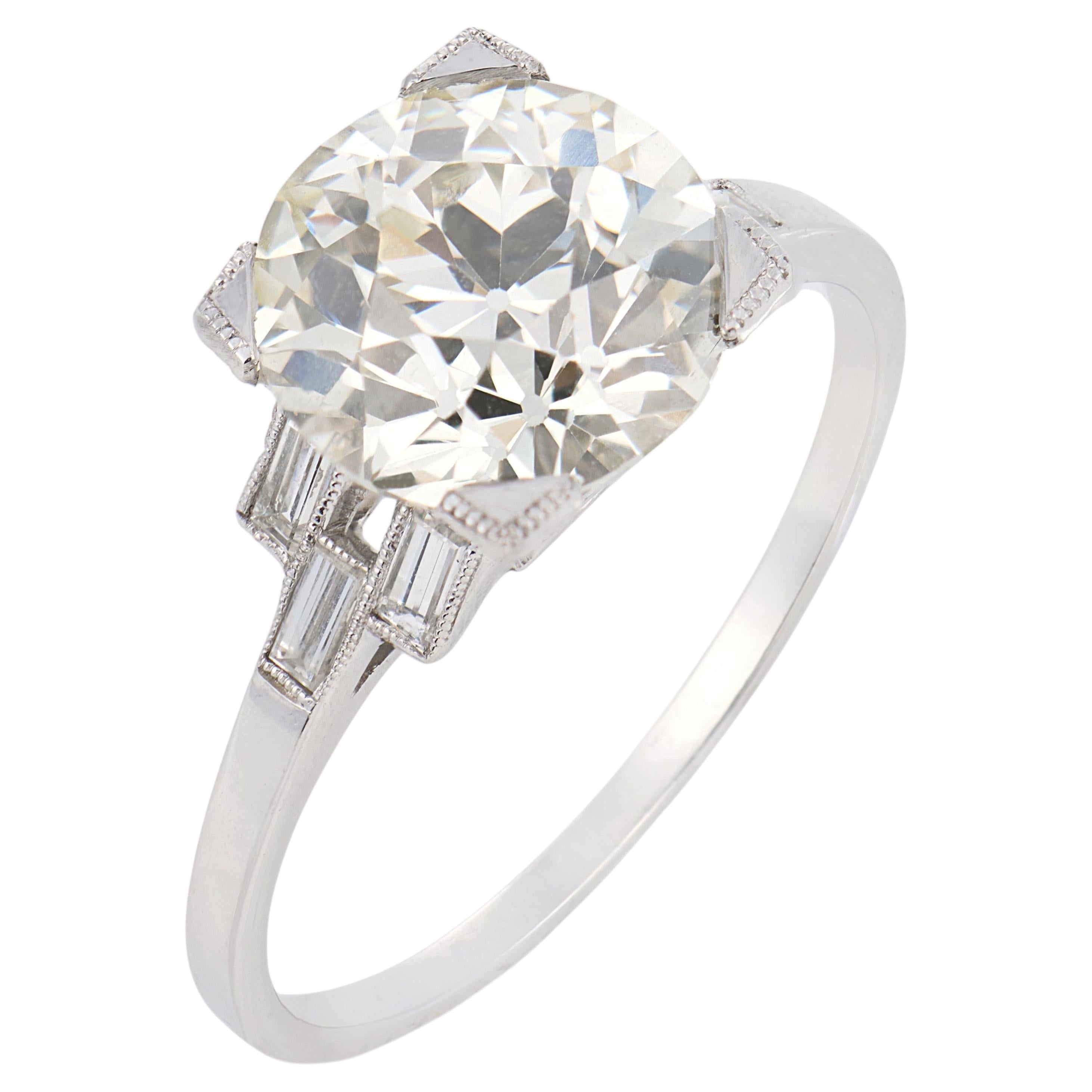Art Deco diamond 18k white gold engagement ring