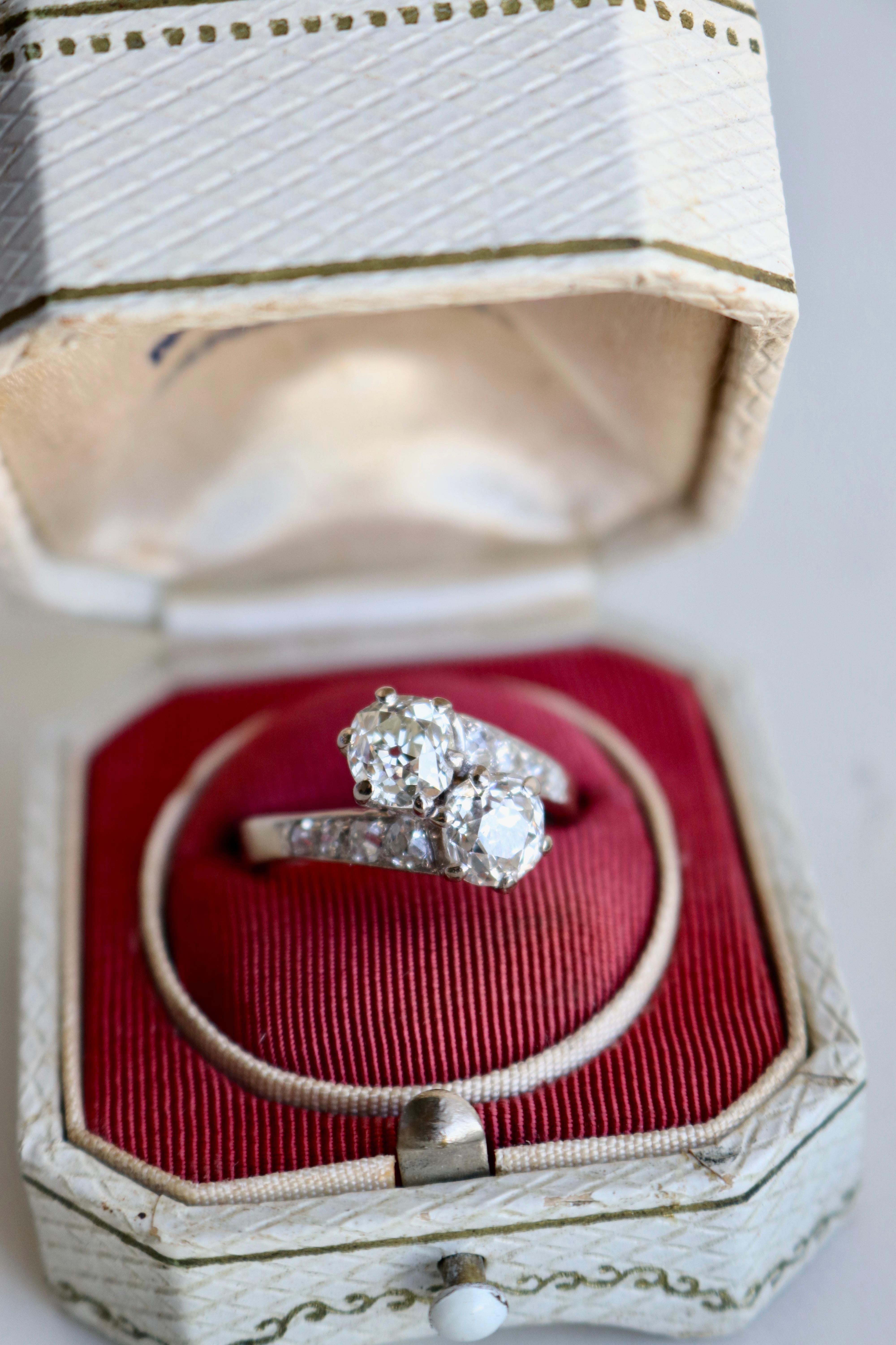Art Deco Diamond 18k White Gold Toi et Moi Ring 1