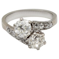 Art Deco Diamond 18k White Gold Toi et Moi Ring
