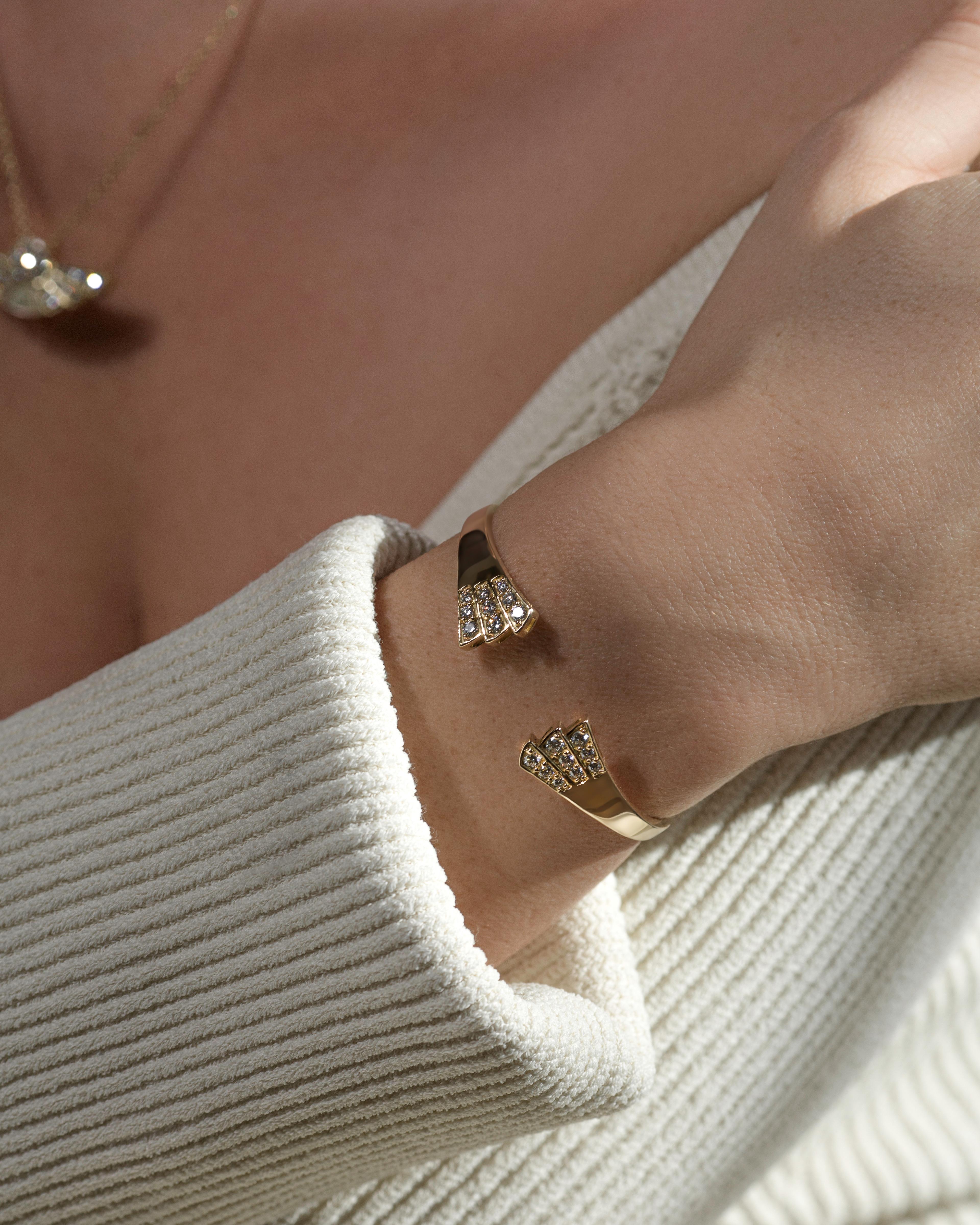 Brazalete Art Déco Diamante Oro Amarillo 18K Corte redondo en venta