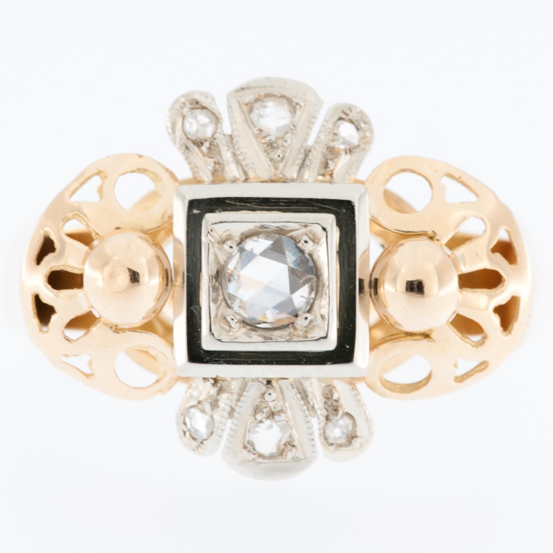 Art Deco 18 karat Yellow and White Gold Ring with Diamonds In Fair Condition For Sale In Esch-Sur-Alzette, LU