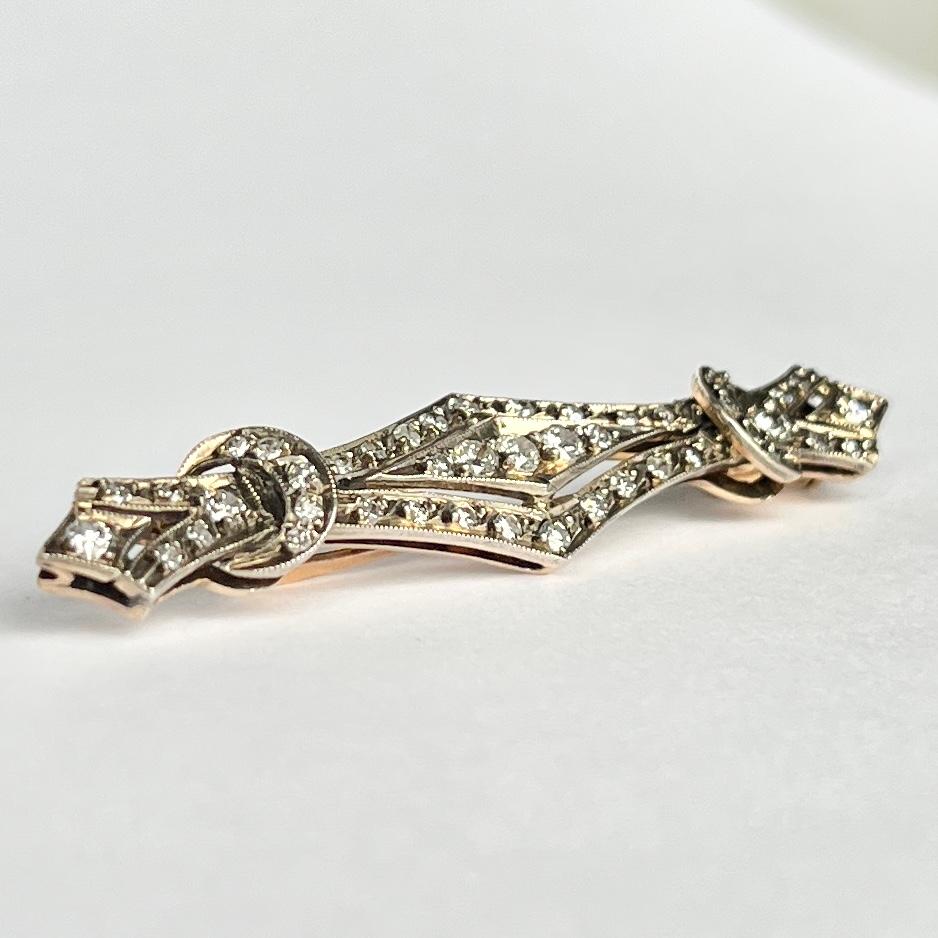 Women's Art Deco Diamond and 18 Carat Gold and Platinum Brooch For Sale