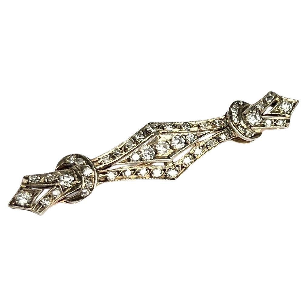 Art Deco Diamond and 18 Carat Gold and Platinum Brooch For Sale