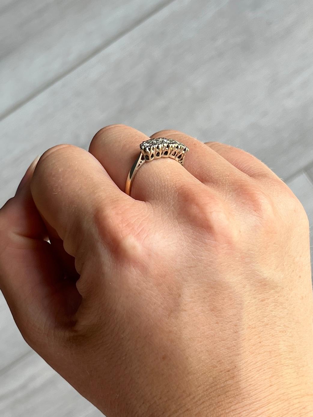 Five glistening diamonds sit fabulously in platinum illusions settings and  modelled in 18ct gold. The diamond total is 31pts. 

Ring Size: O or 7 1/4 
Height Off Finger: 5

Weight: 2.9g