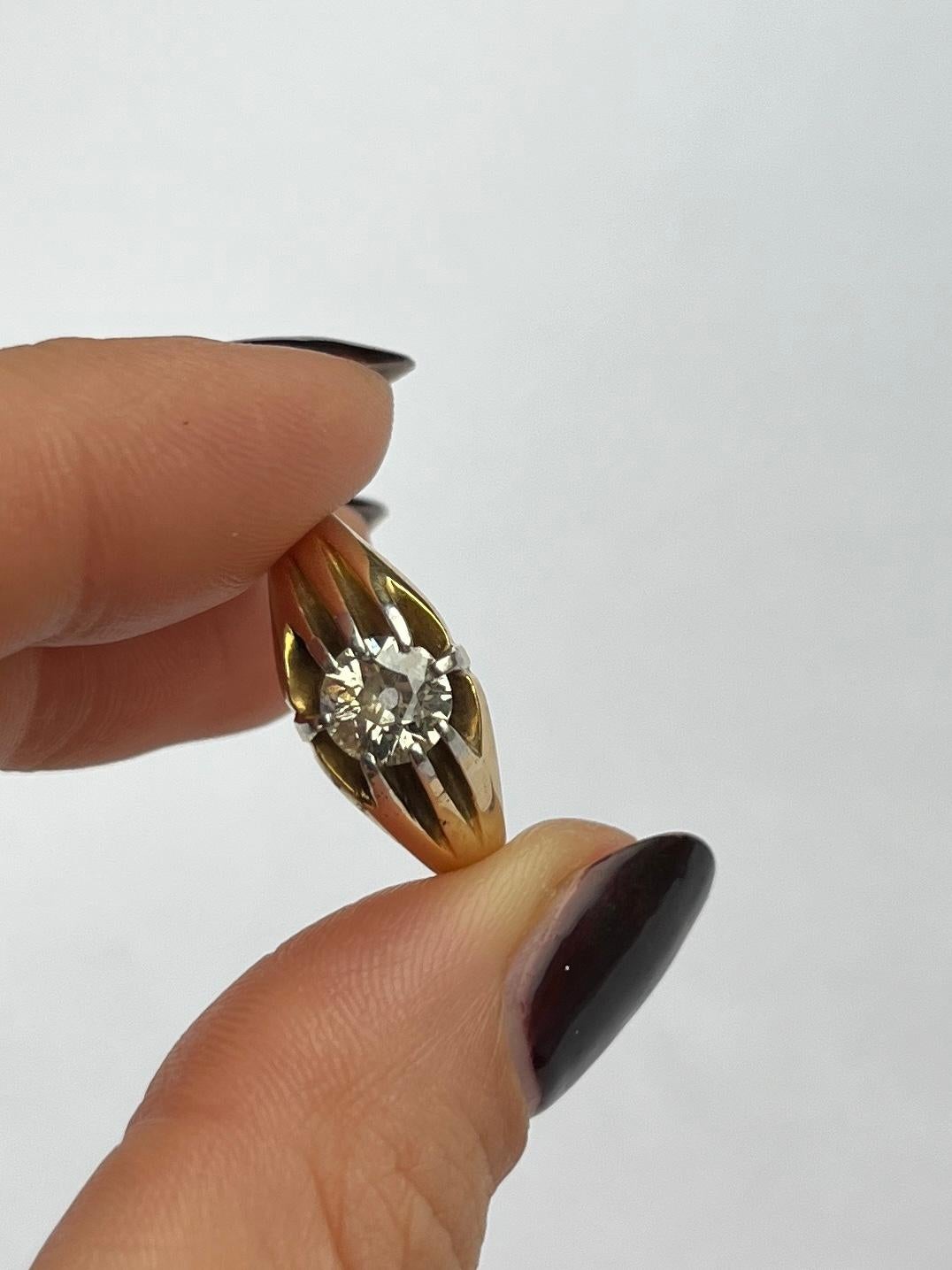 Anillo solitario Art Decó de diamantes y oro de 18 quilates en Bueno estado para la venta en Chipping Campden, GB