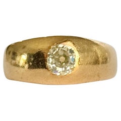 Art Deco Diamond and 18 Carat Gold Solitaire Band