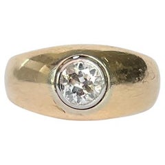 Art Deco Diamond and 18 Carat Gold Solitaire Band Ring Art Deco Diamond and 18 Carat Gold Solitaire Band Ring