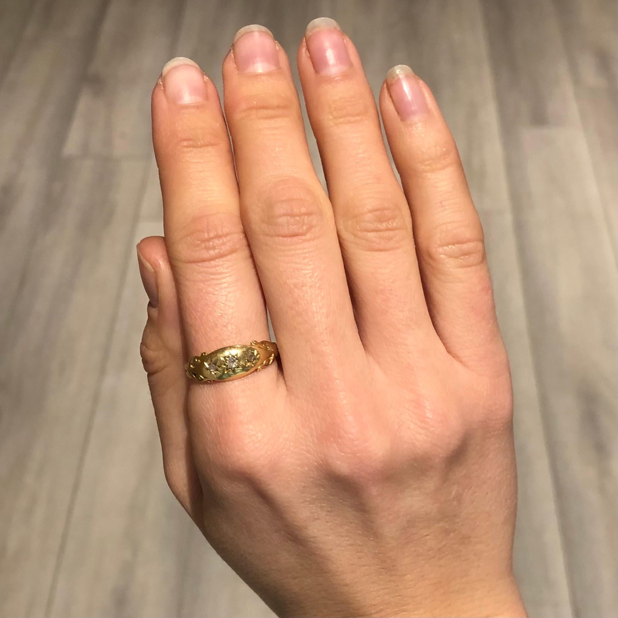 Women's or Men's Art Deco Diamond and 18 Carat Gold Three-Stone Gypsy Ring