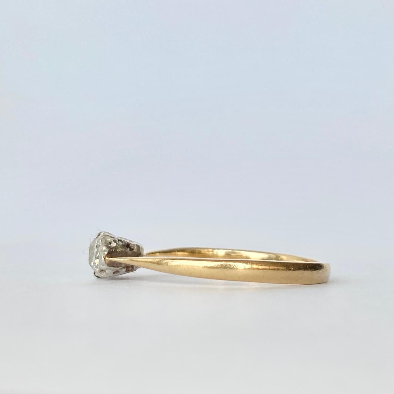 Taglio antico europeo Anello a tre pietre in oro 18 carati e diamanti Art Deco in vendita
