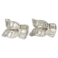 Art Deco Diamond and 18 Carat Gold White Gold Stud Earrings