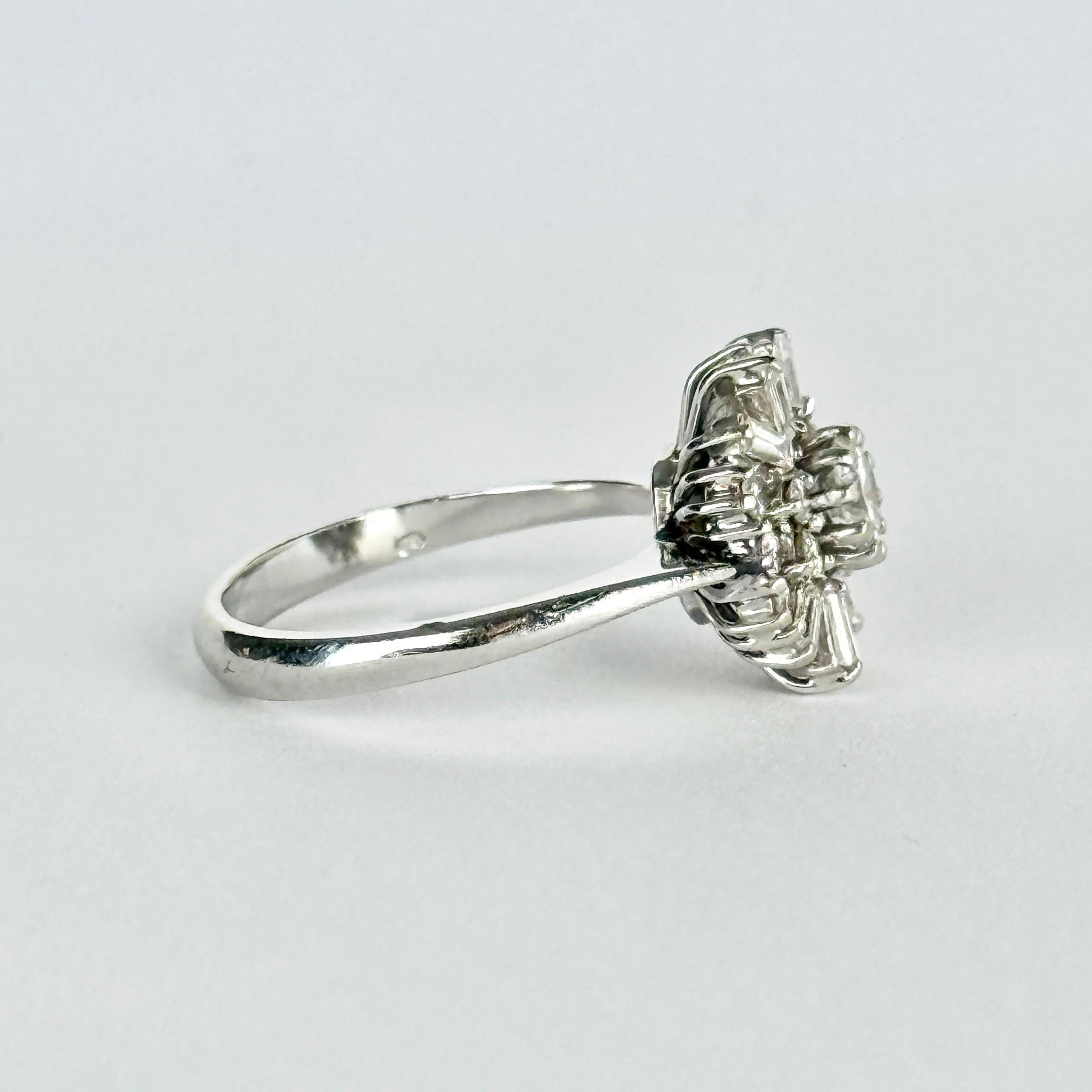 Art Deco Diamond and 18 Carat White Gold Art Deco Style Cluster Ring For Sale 1