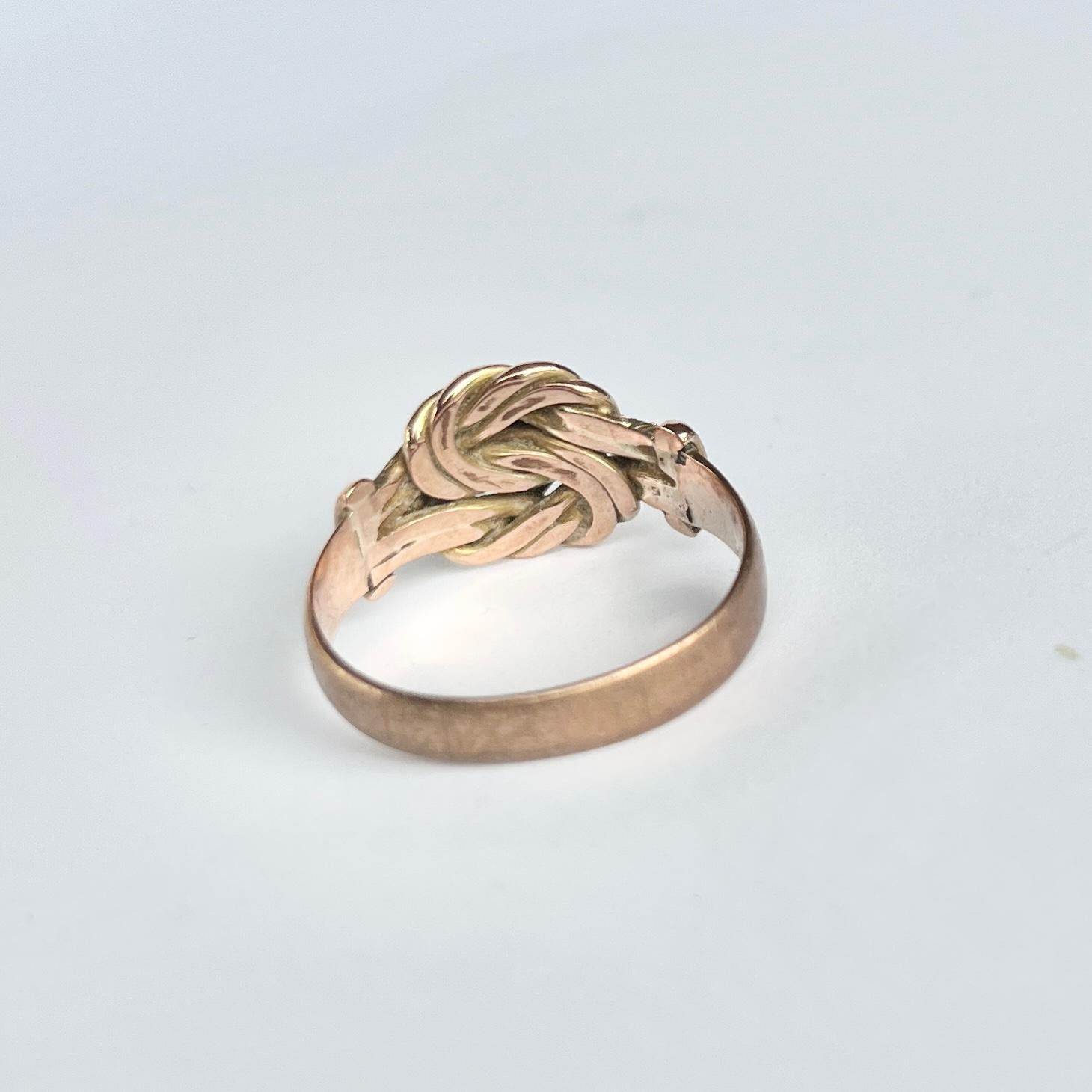 Art Deco Diamond and 9 Carat Gold Lover's Knot Ring In Good Condition For Sale In Chipping Campden, GB