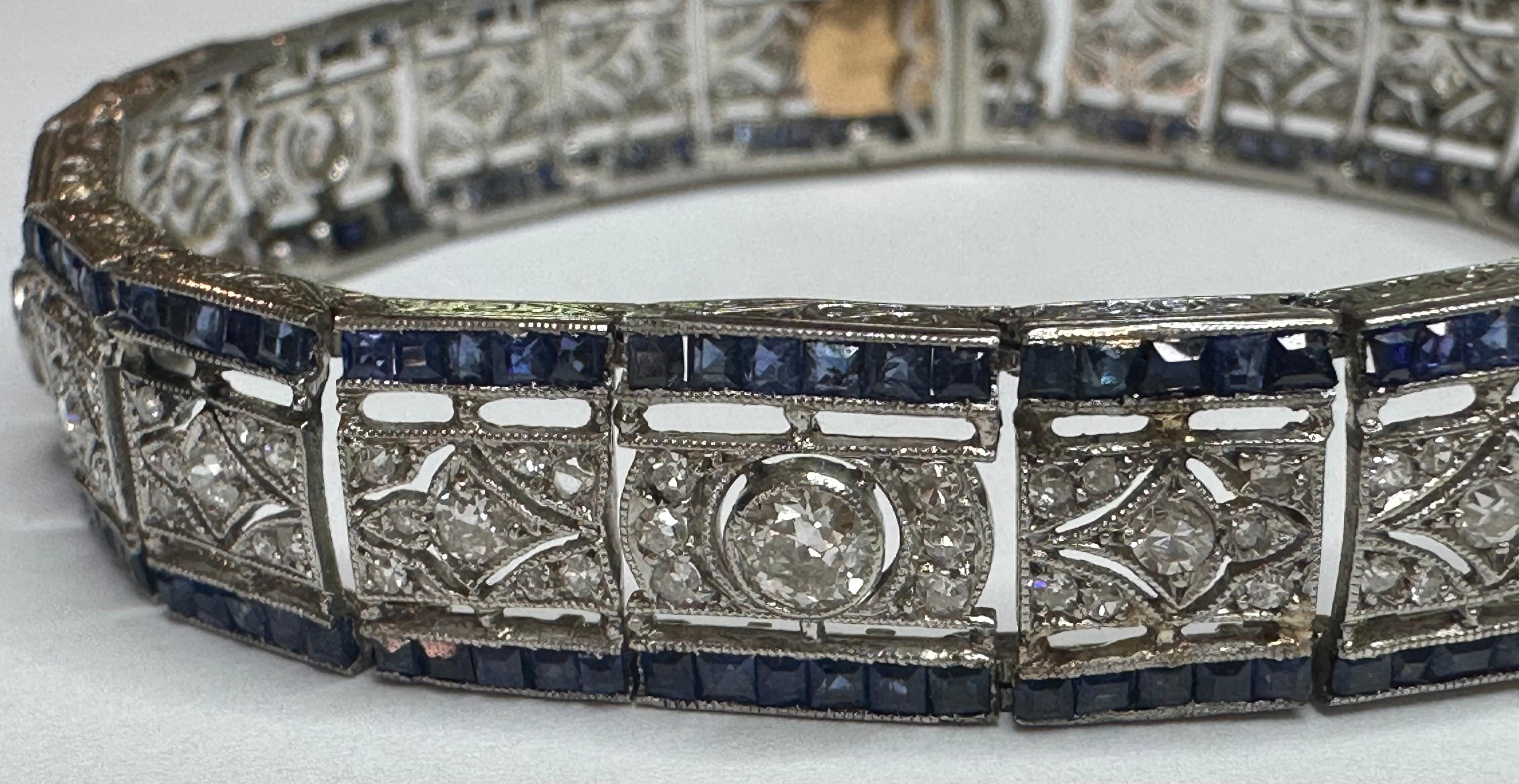 Art Deco Diamond and Blue Sapphire Bracelet For Sale 4