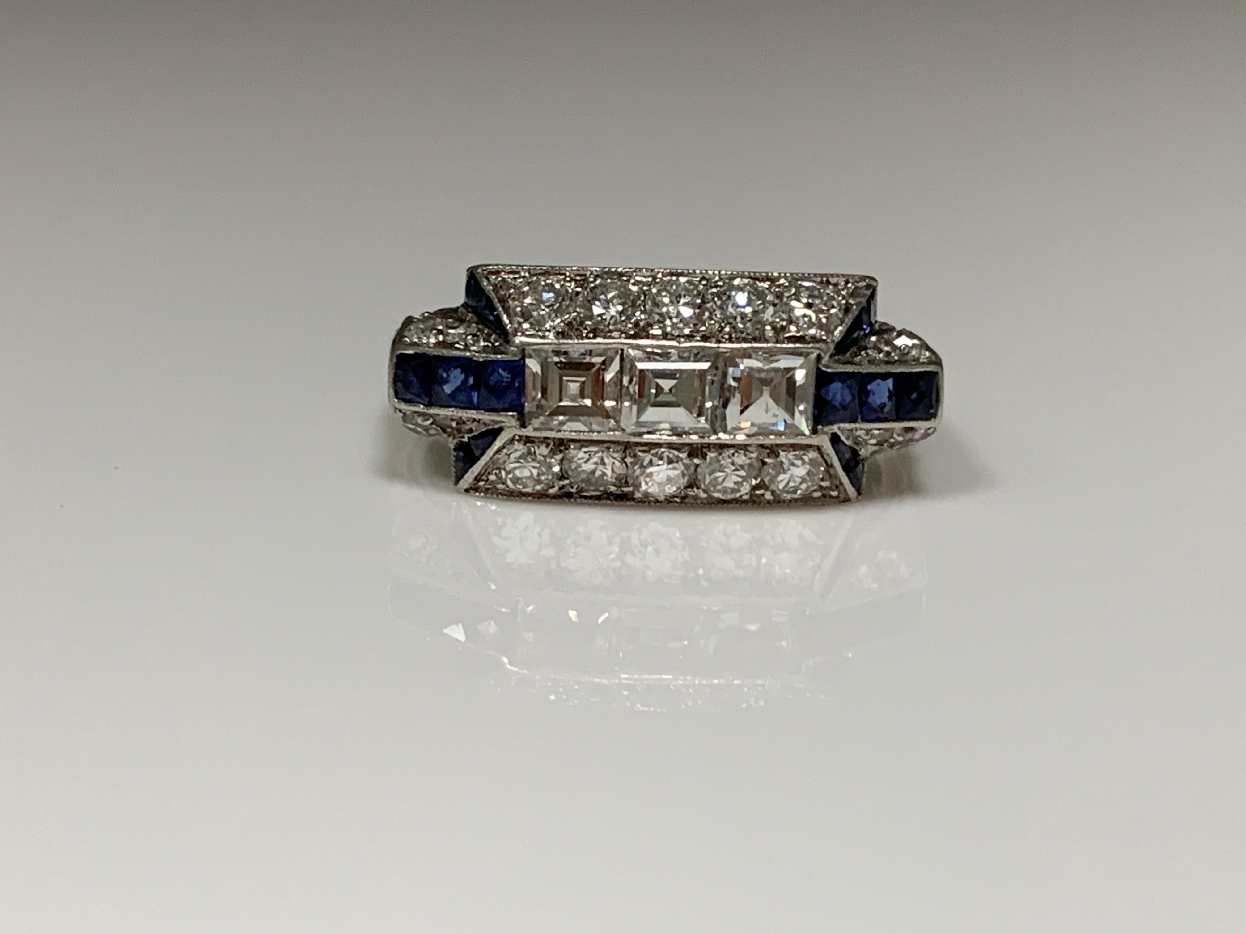 Women's Art Deco Diamond and Blue Sapphire Ring in Platinum For Sale