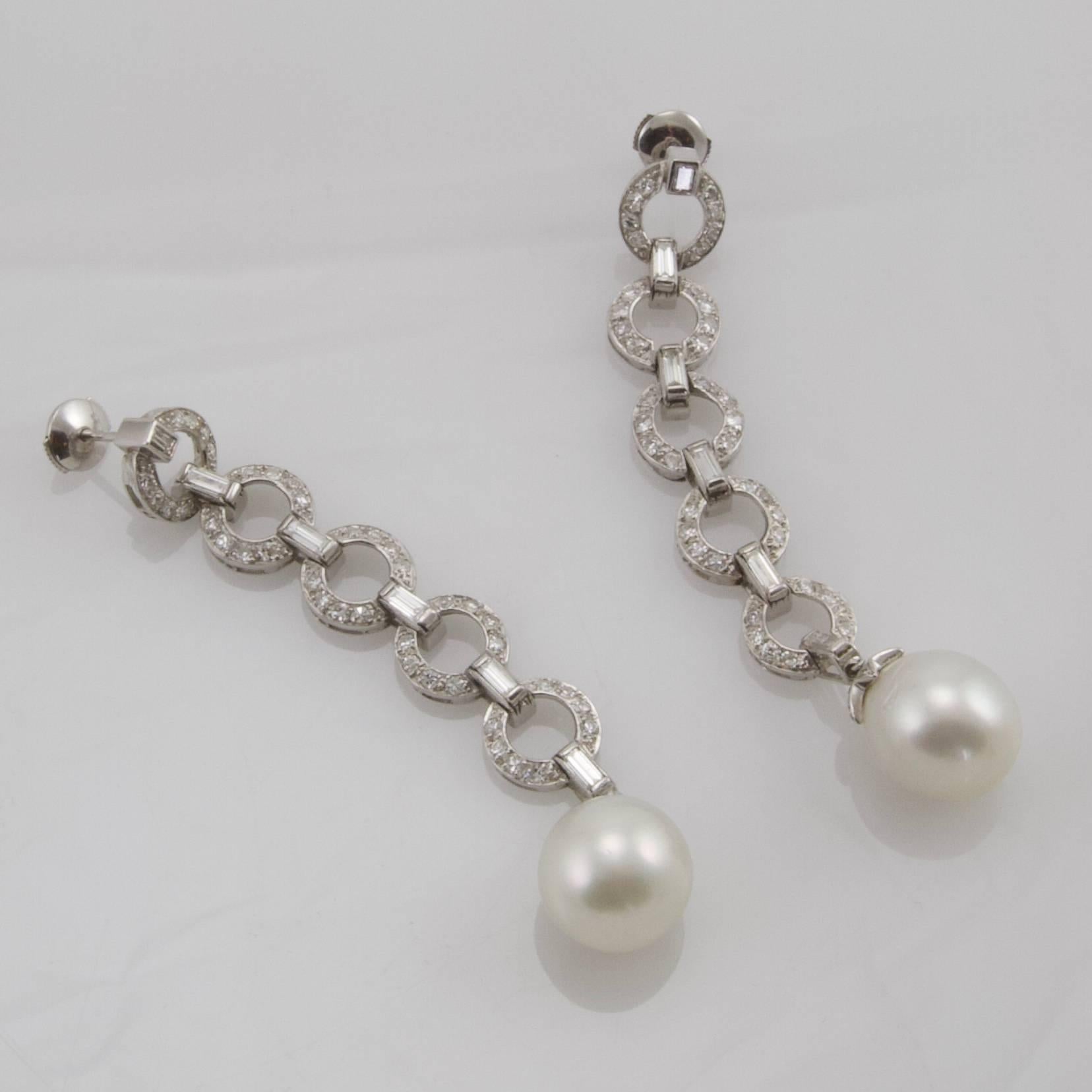 Art Deco Diamond and Cultured-Pearl Earrings from Paris, 1925 For Sale 3