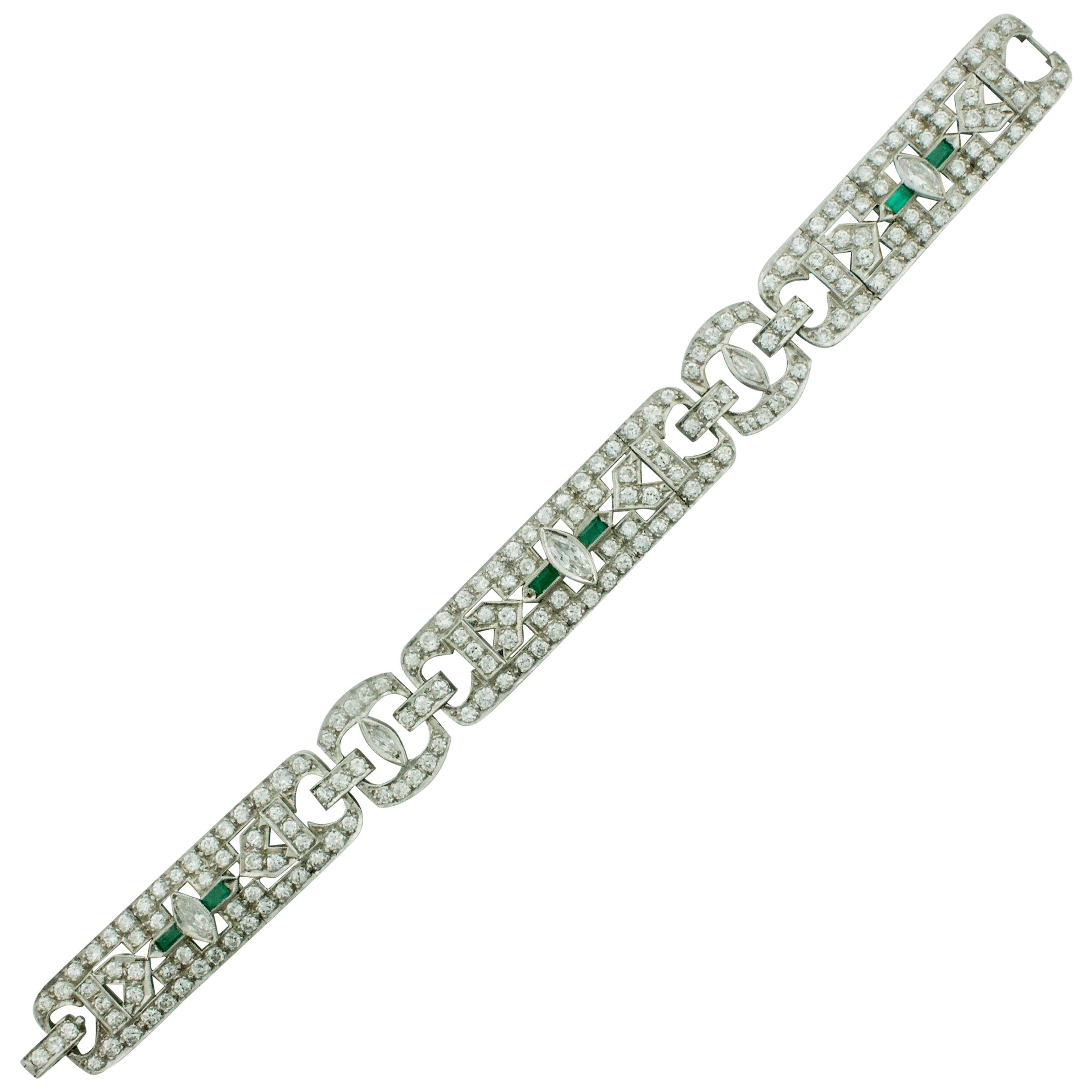 Art Deco Diamond and Emerald Bracelet in Platinum, circa 1930s