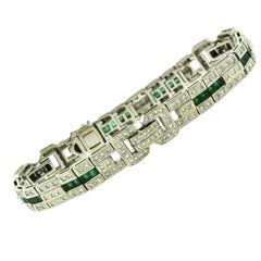 Art Deco Diamond and Emerald Bracelet in White Gold Art Deco Diamond and Emerald Bracelet in White Gold