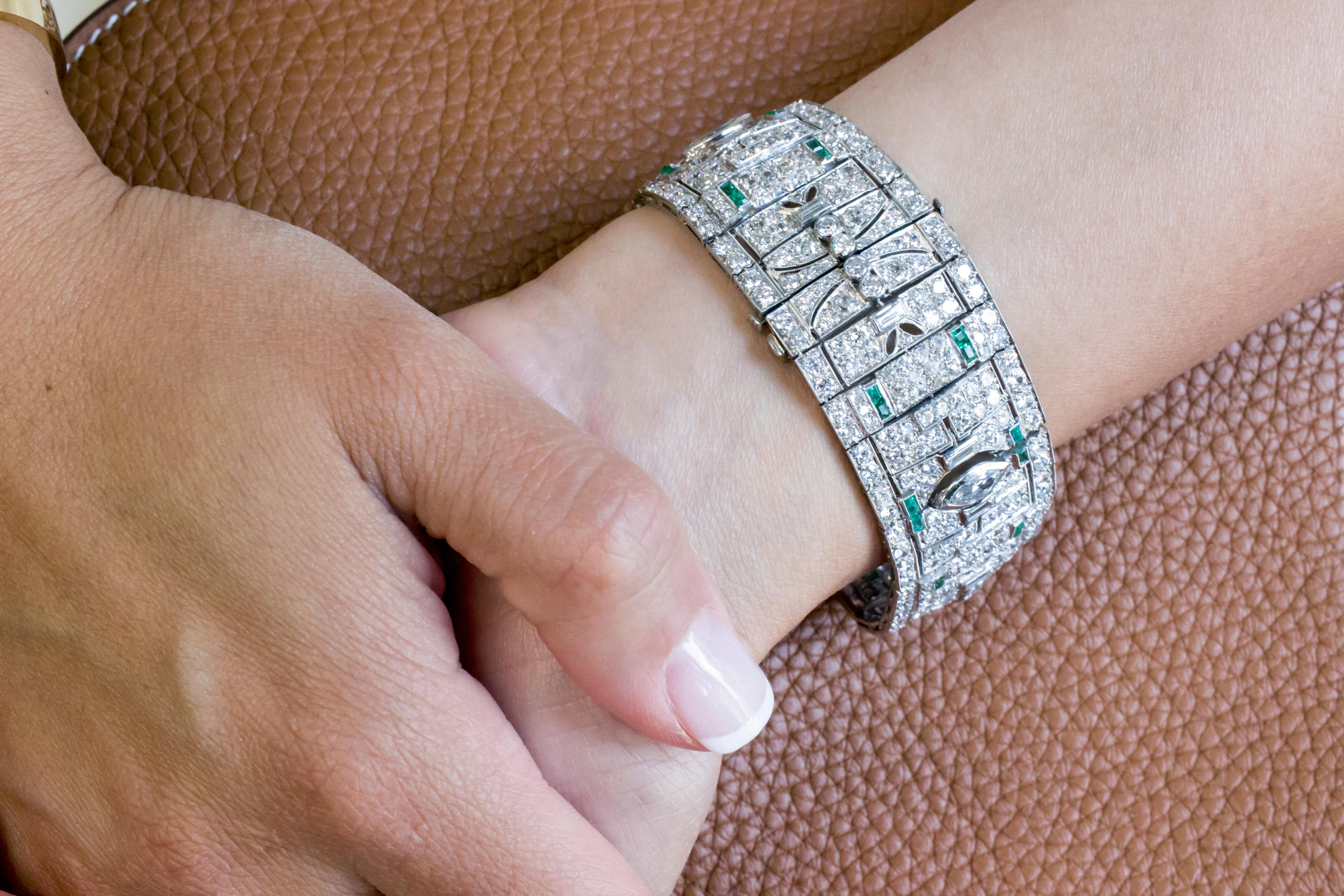 Art Deco Diamond and Emerald Platinum Bracelet 1