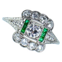 Art-Déco-Ring mit Diamanten und Smaragden, um 1930