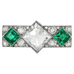 Art Deco diamond and emerald ring, French, circa 1930.
