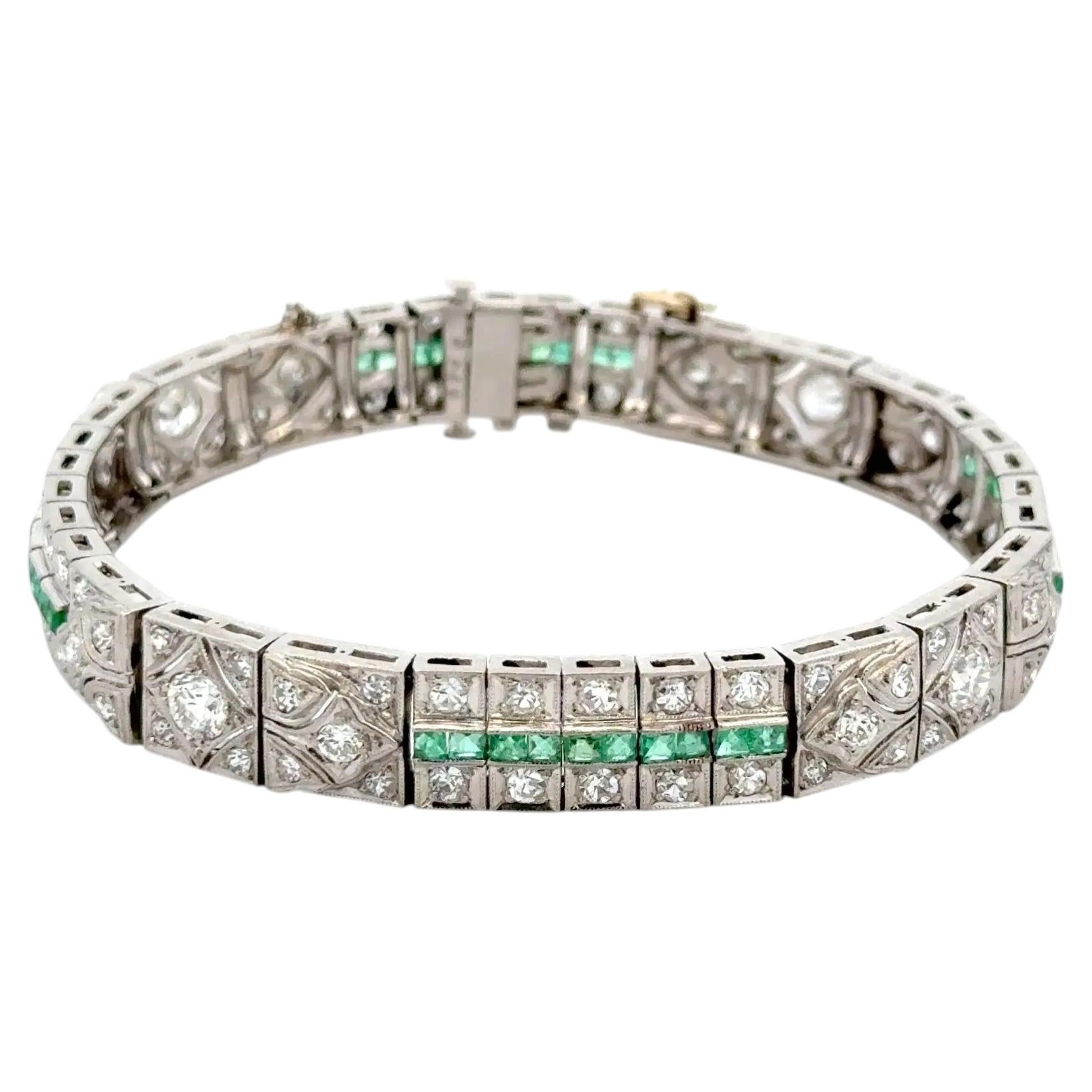 Art Deco Diamond and Emerald Vintage 1920s Platinum Bracelet For Sale