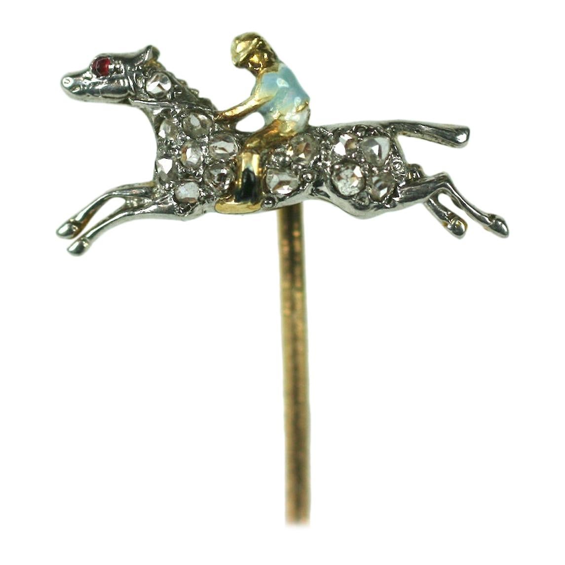 Jockey-Anstecknadel mit Diamanten und Emaille im Art déco-Stil im Angebot