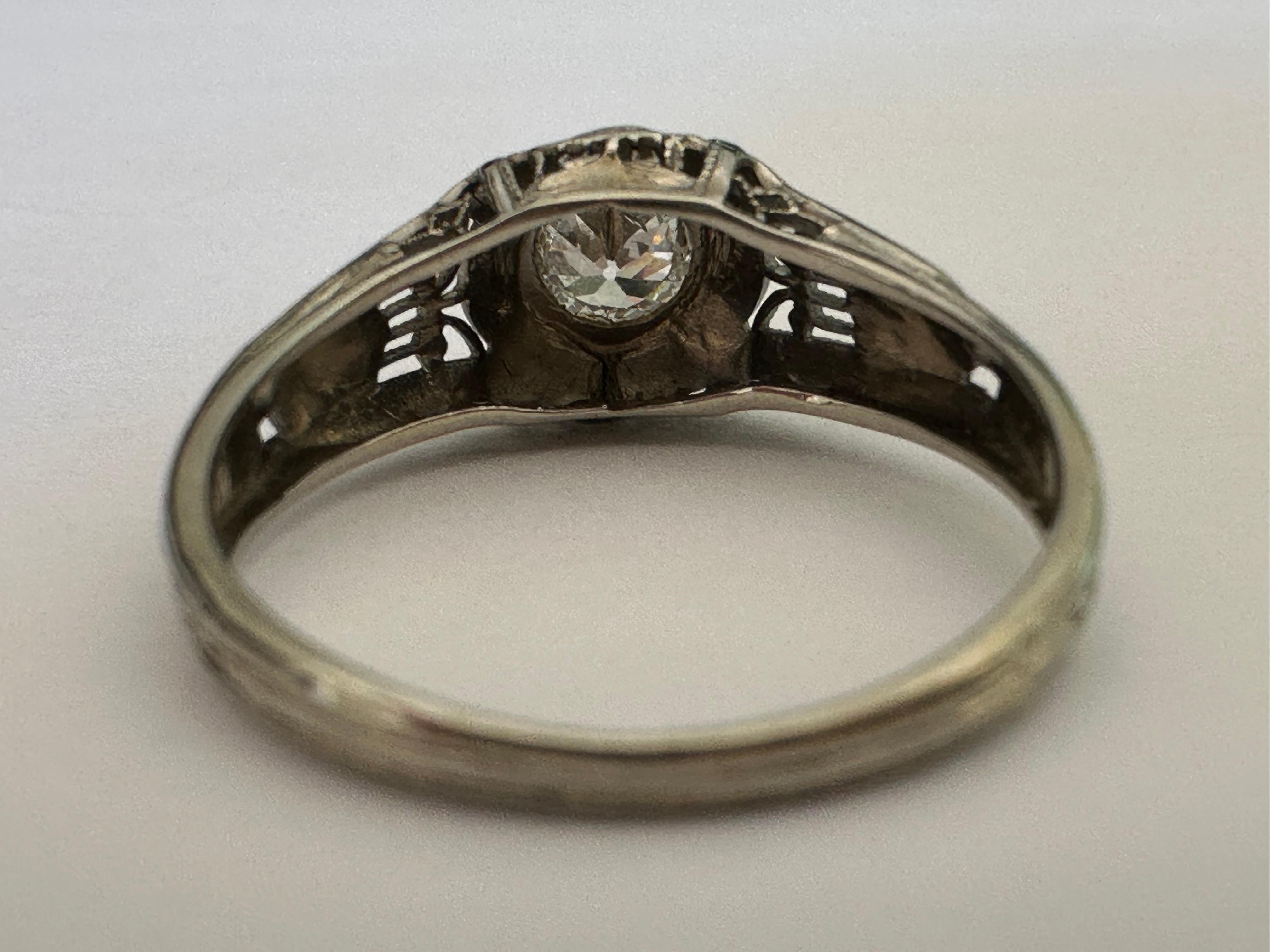 Bague de fiançailles Art déco en filigrane et diamant Pour femmes en vente