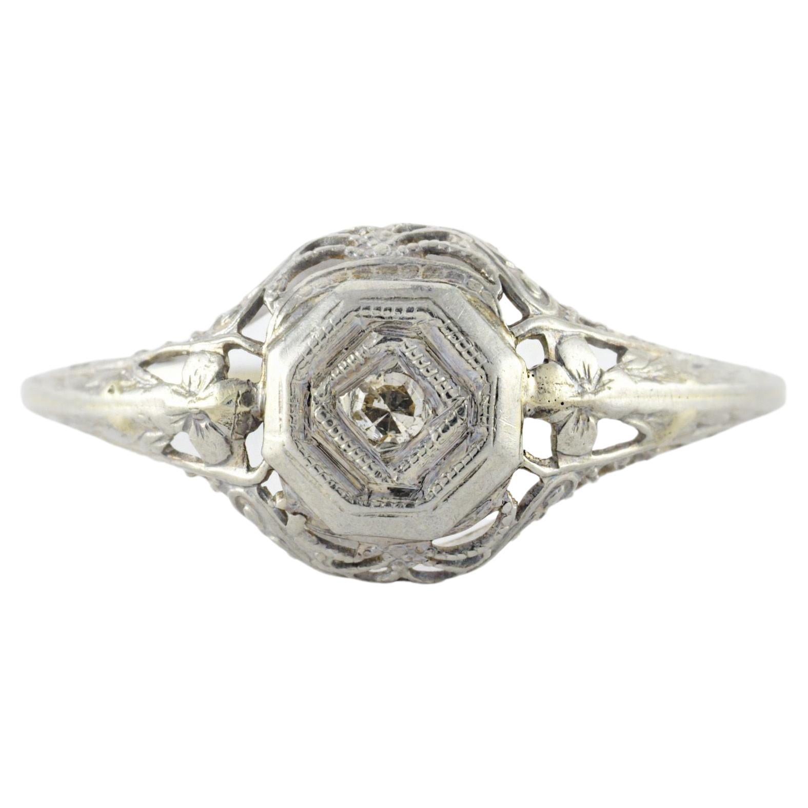 Art Deco Diamond and Filigree Engagement Ring For Sale