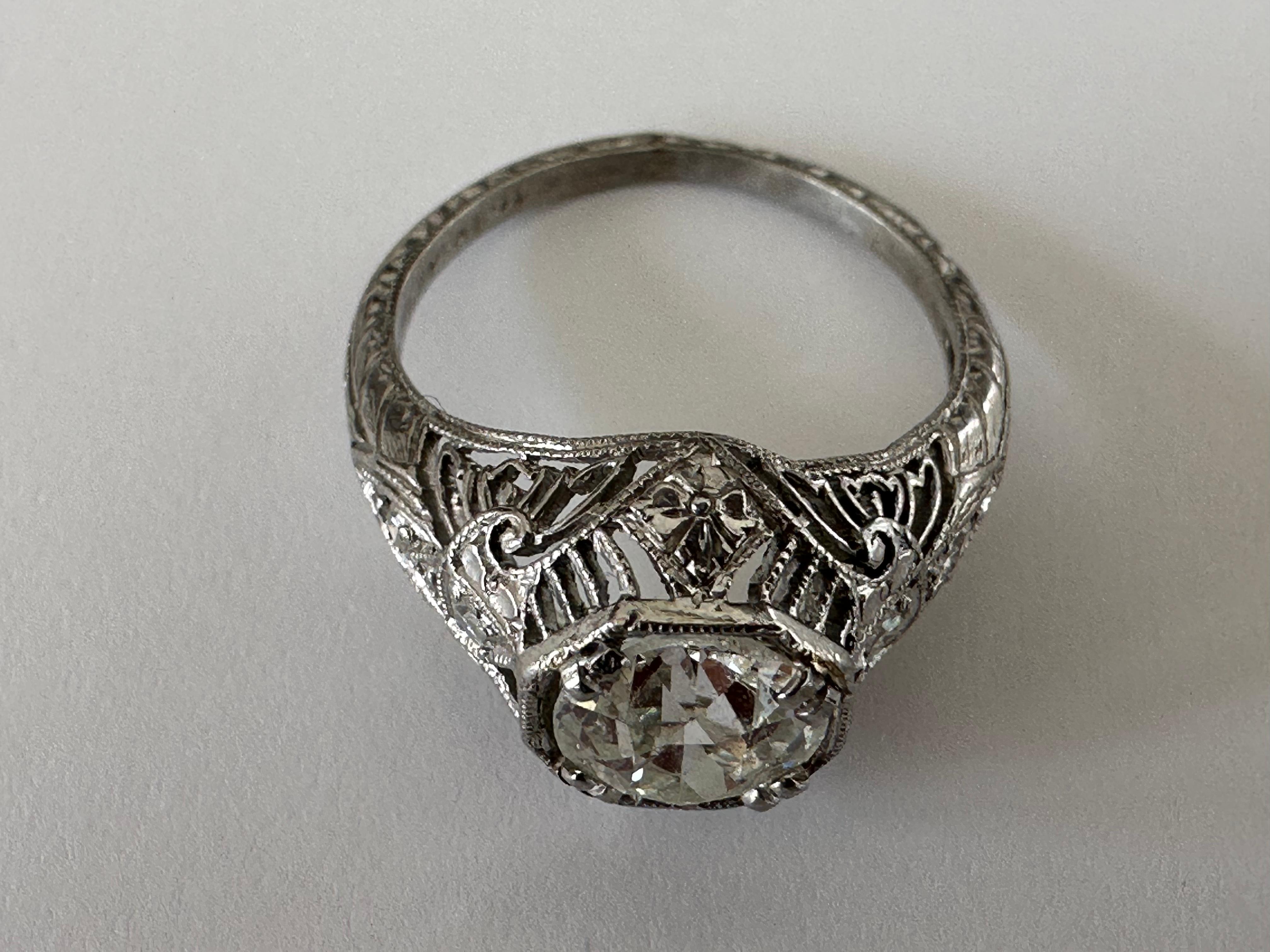Art Deco Diamond and Filigree Pinky Ring For Sale 6