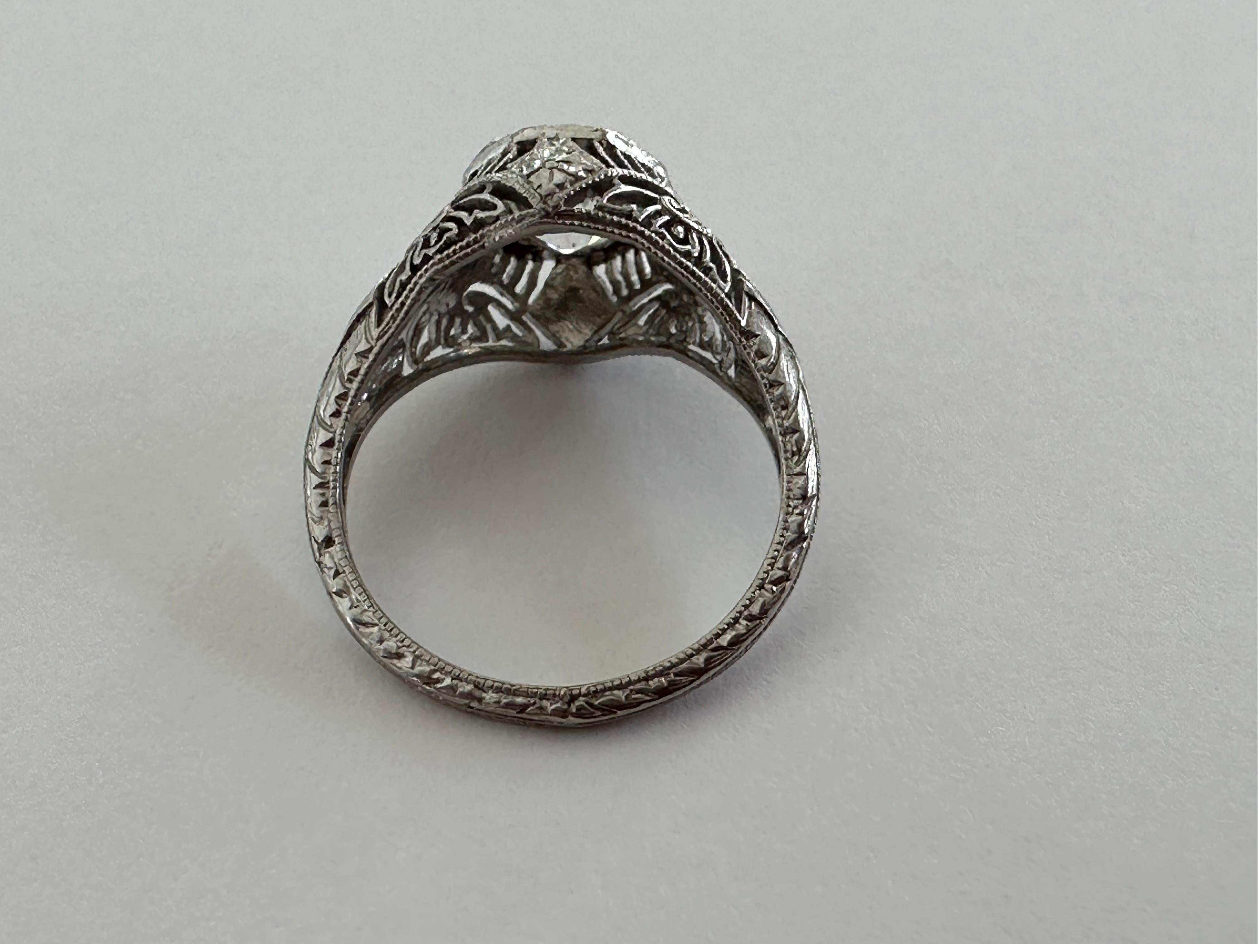 Art Deco Diamond and Filigree Pinky Ring For Sale 1