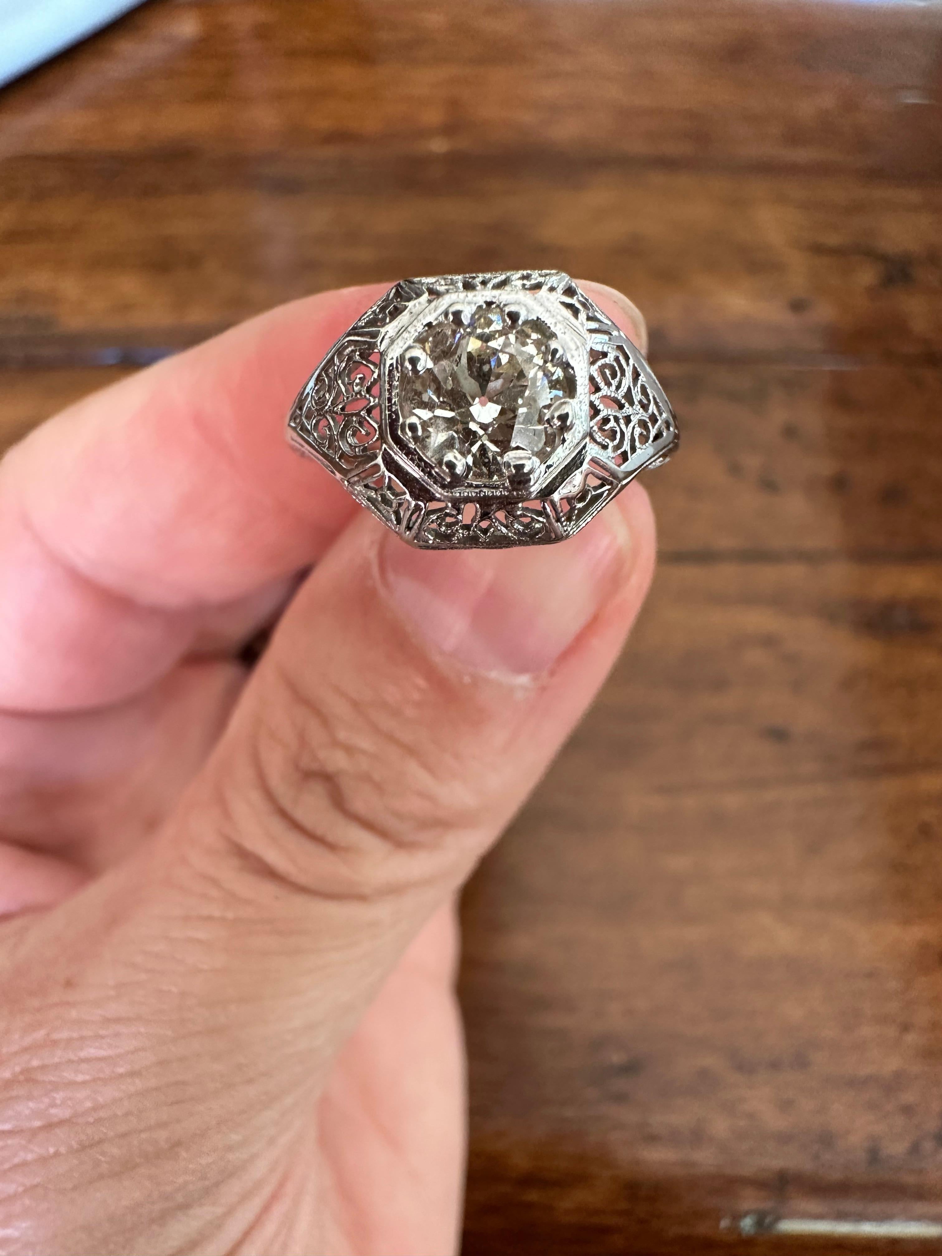 Women's Art Deco Diamond and Filigree Ring  For Sale