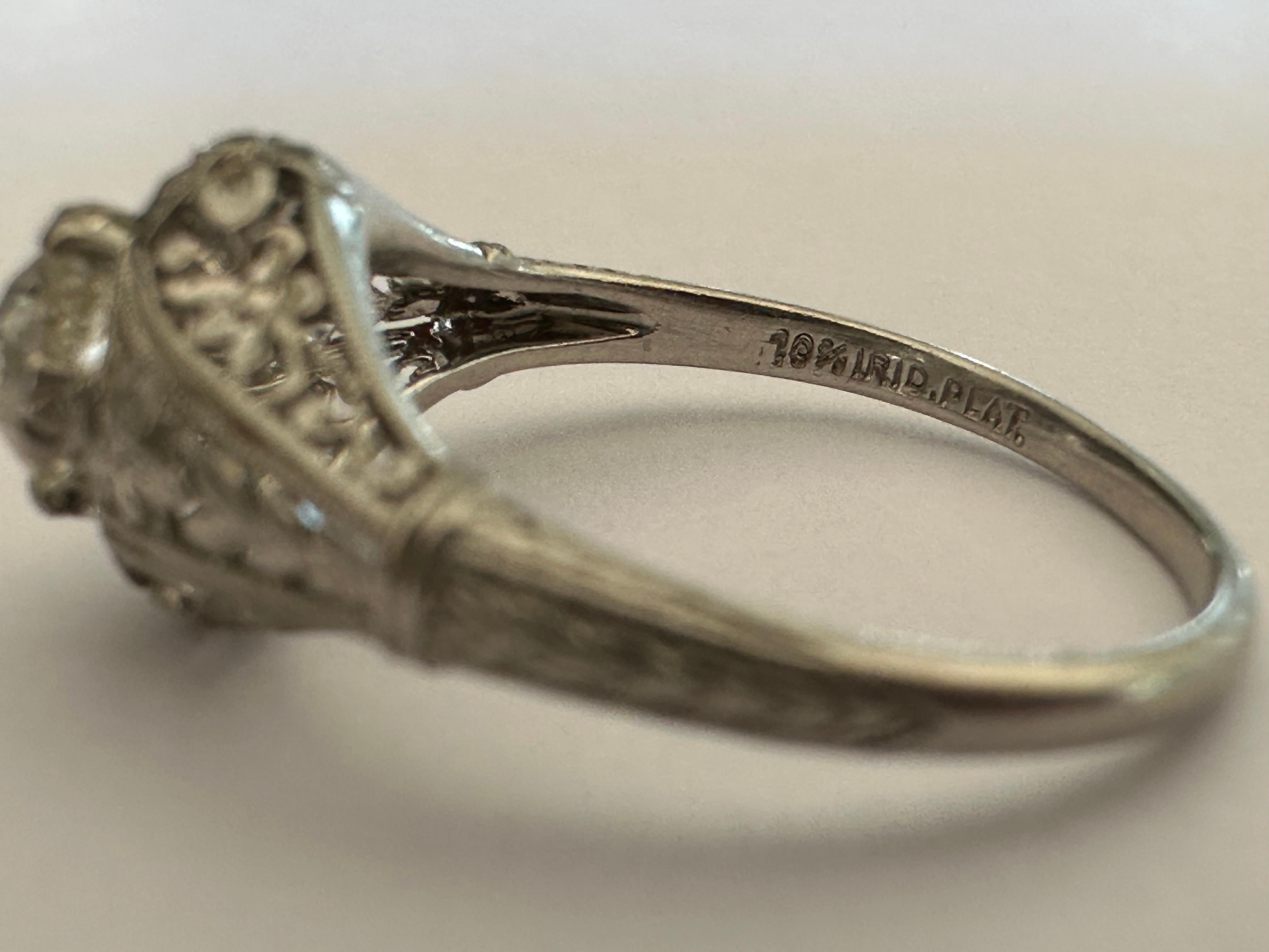 Art Deco Diamond and Filigree Solitaire Ring  In Good Condition For Sale In Denver, CO