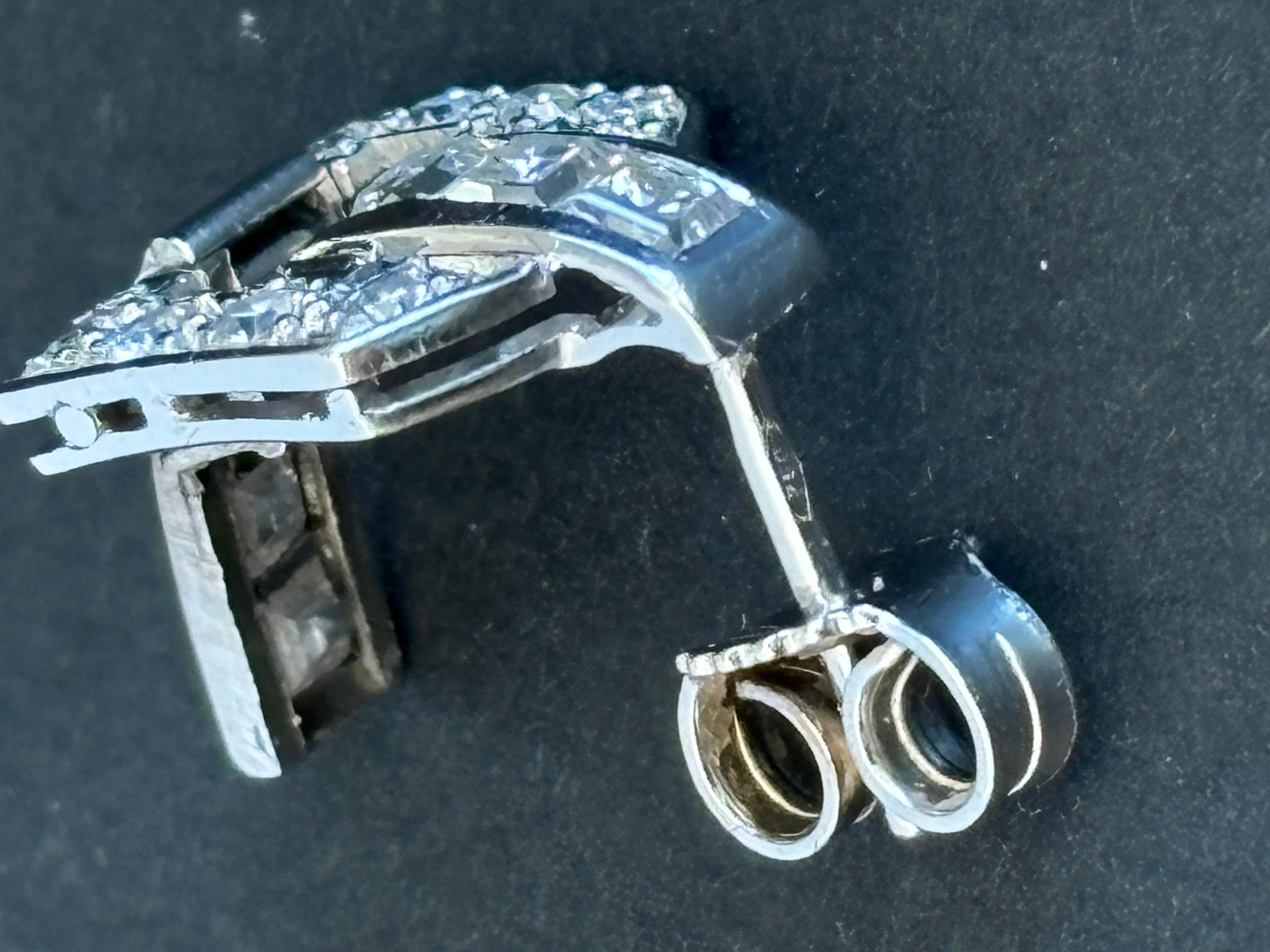 Art Deco Diamond and Grey Gold 18k Earrings For Sale 1