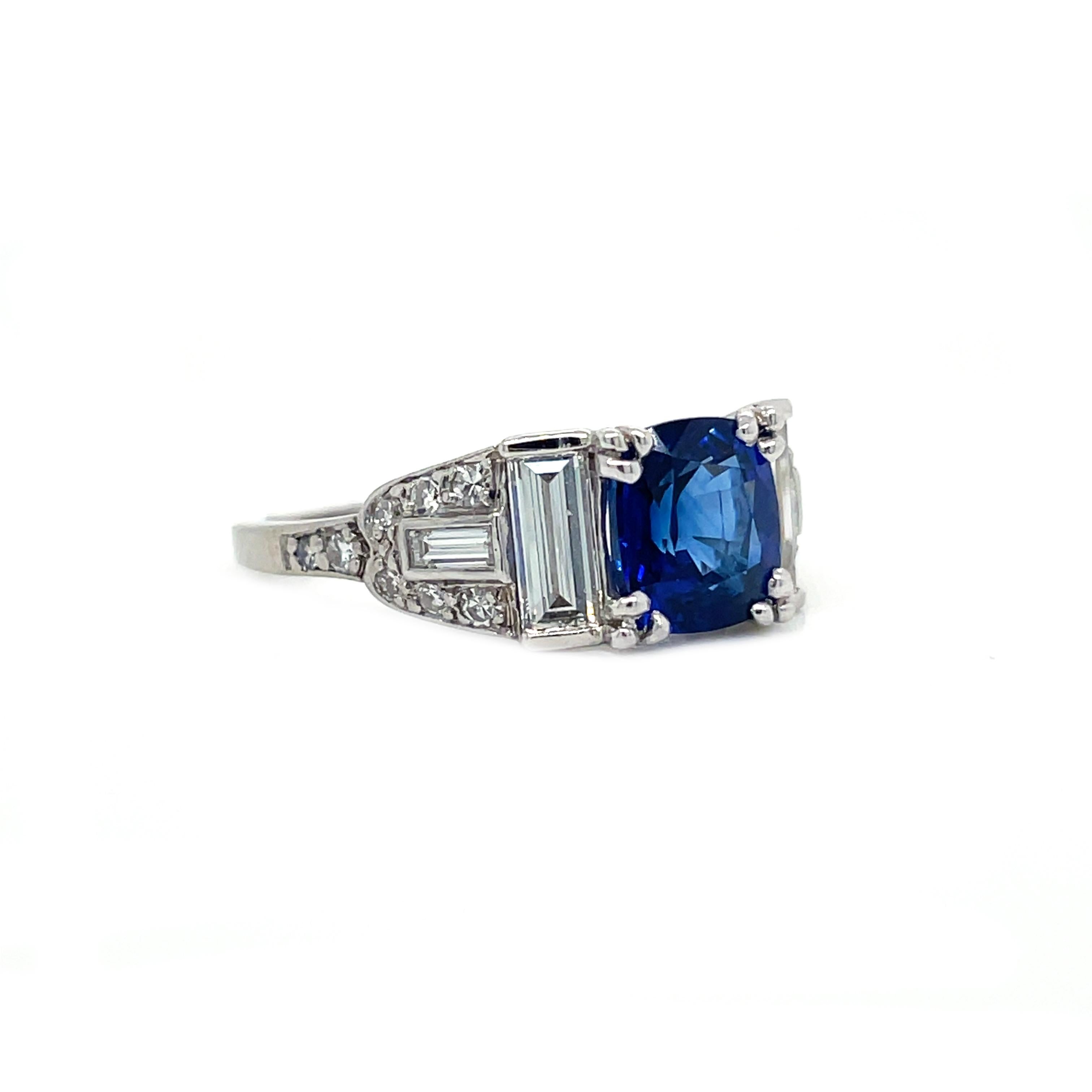Women's Art Deco Style Diamond and Heat Only Sapphire Ring For Sale