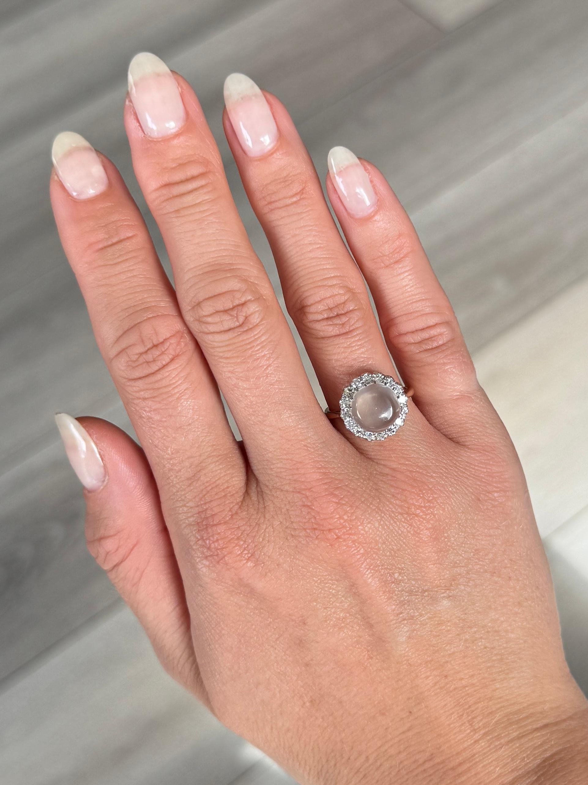 Women's Art Deco Diamond and Moonstone 18 Carat Gold and Platinum Ring For Sale